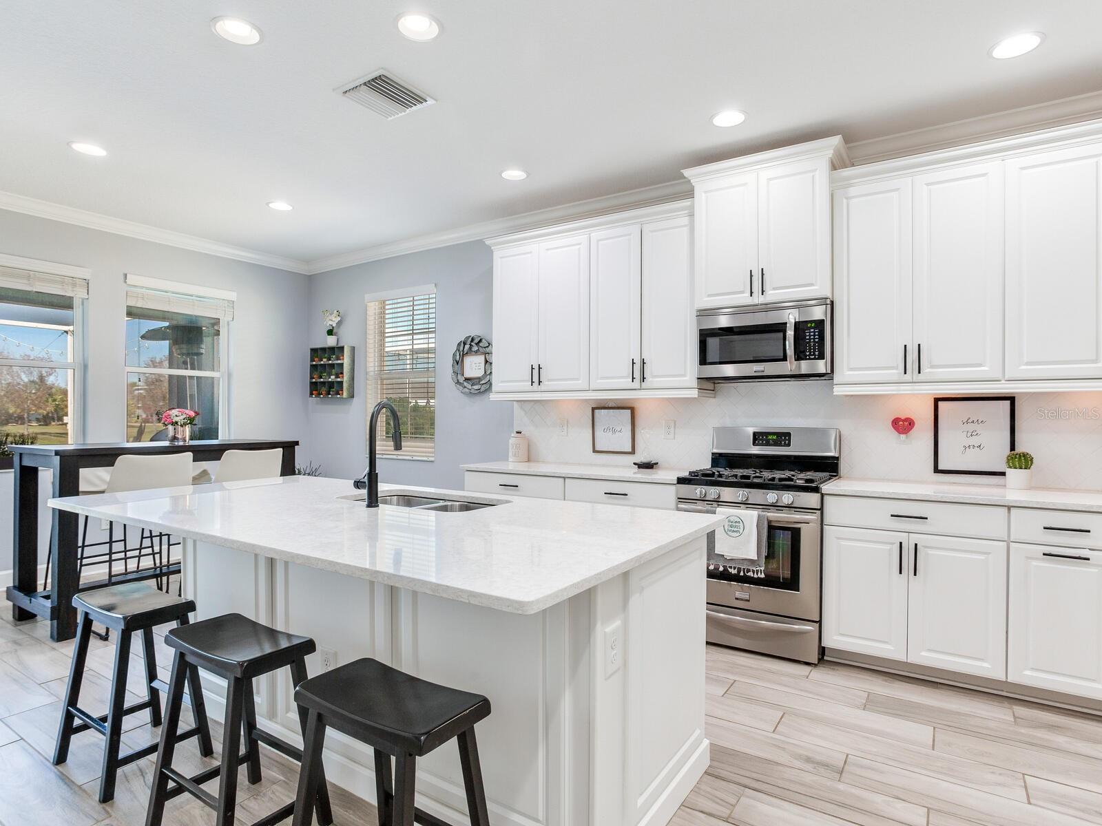 5128 ADMIRAL POINTE DR, APOLLO BEACH, FL, 33572