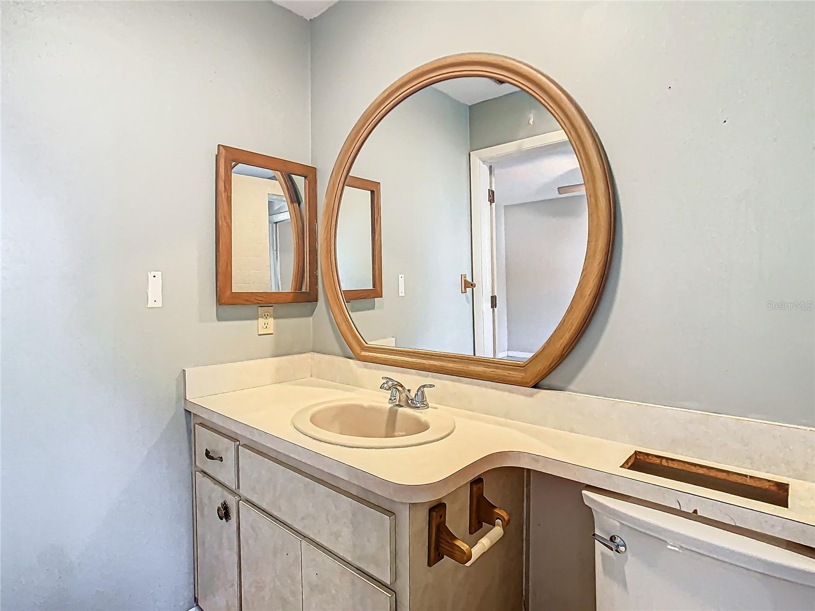 7150 PARK DR, NEW PORT RICHEY, FL, 34652
