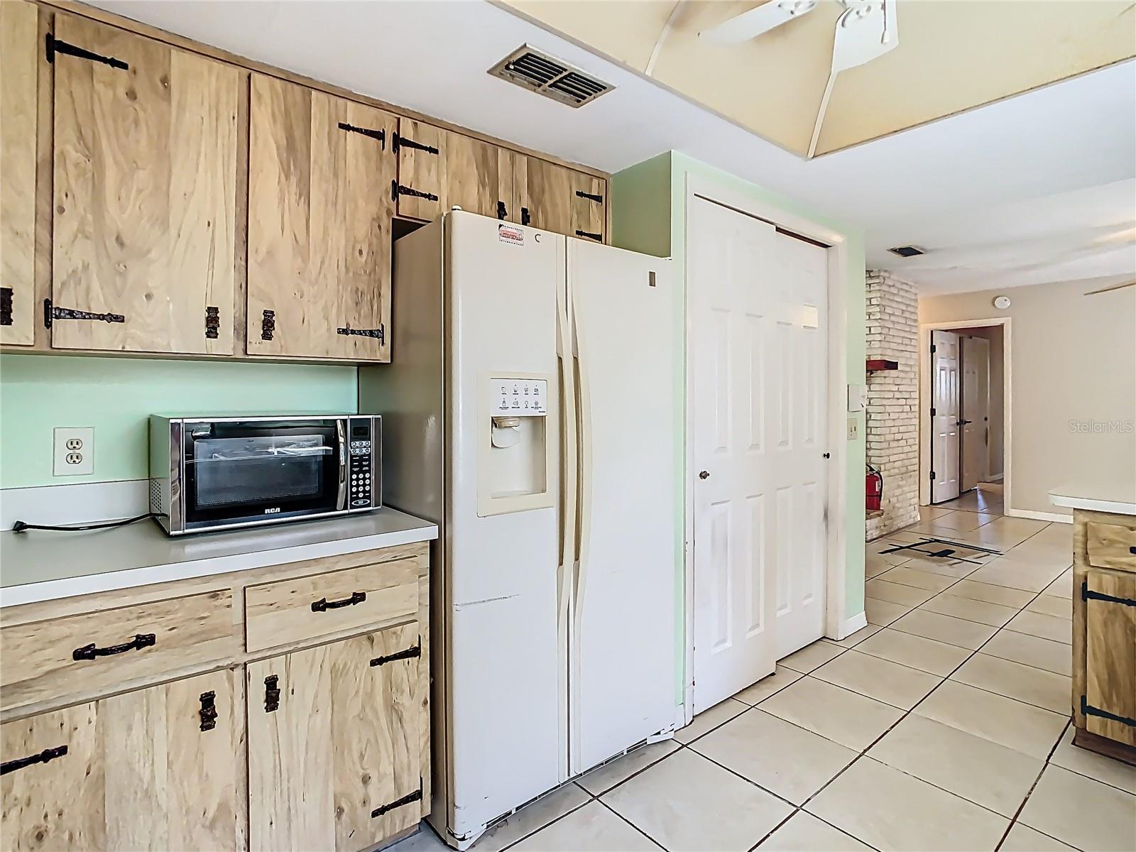 7150 PARK DR, NEW PORT RICHEY, FL, 34652