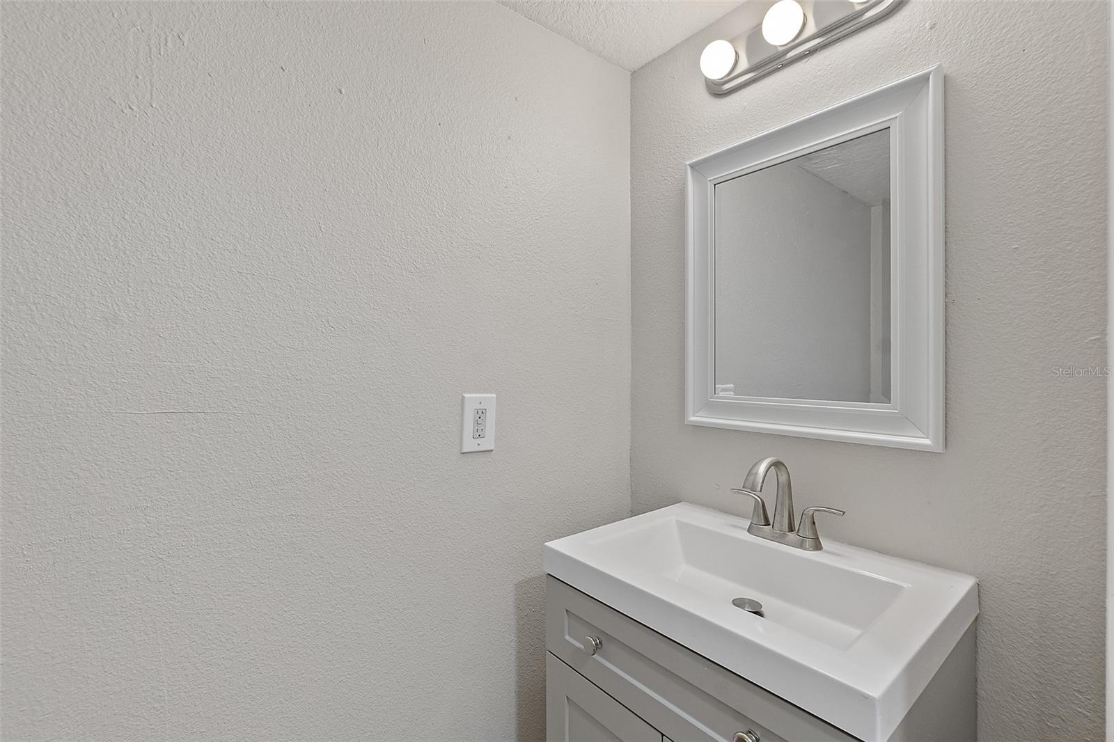 34 LLOLEETA PATH, PALM COAST, FL, 32164