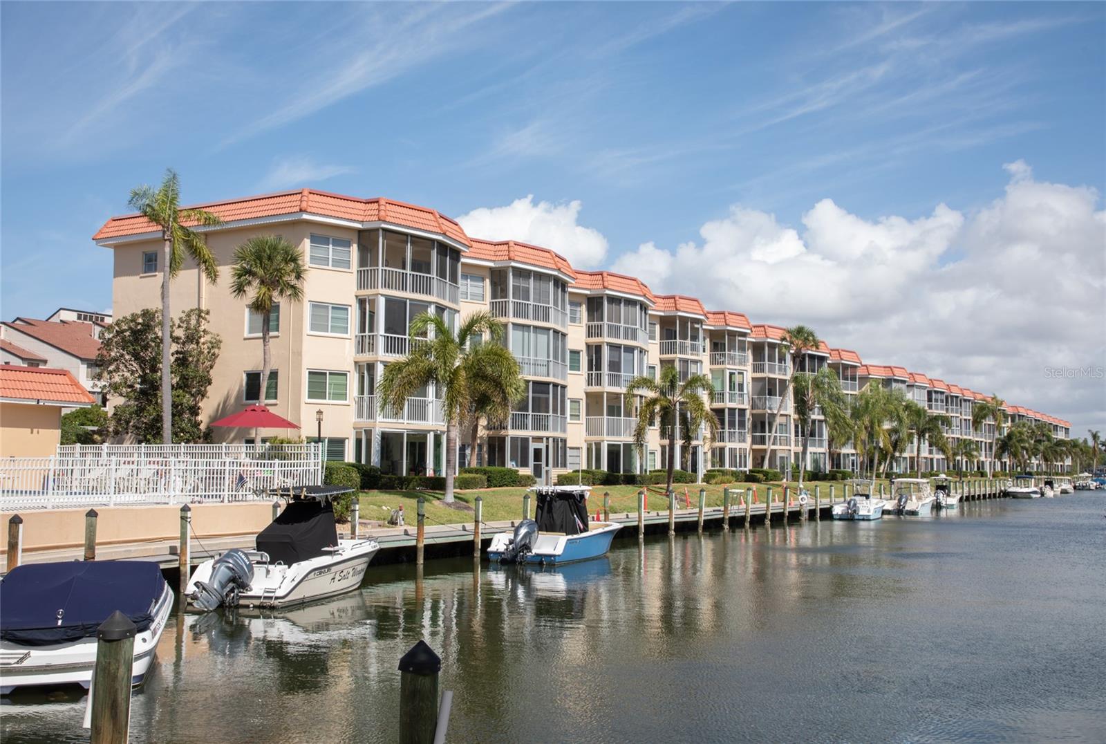 1250 N PORTOFINO DR #203, SARASOTA, FL, 34242