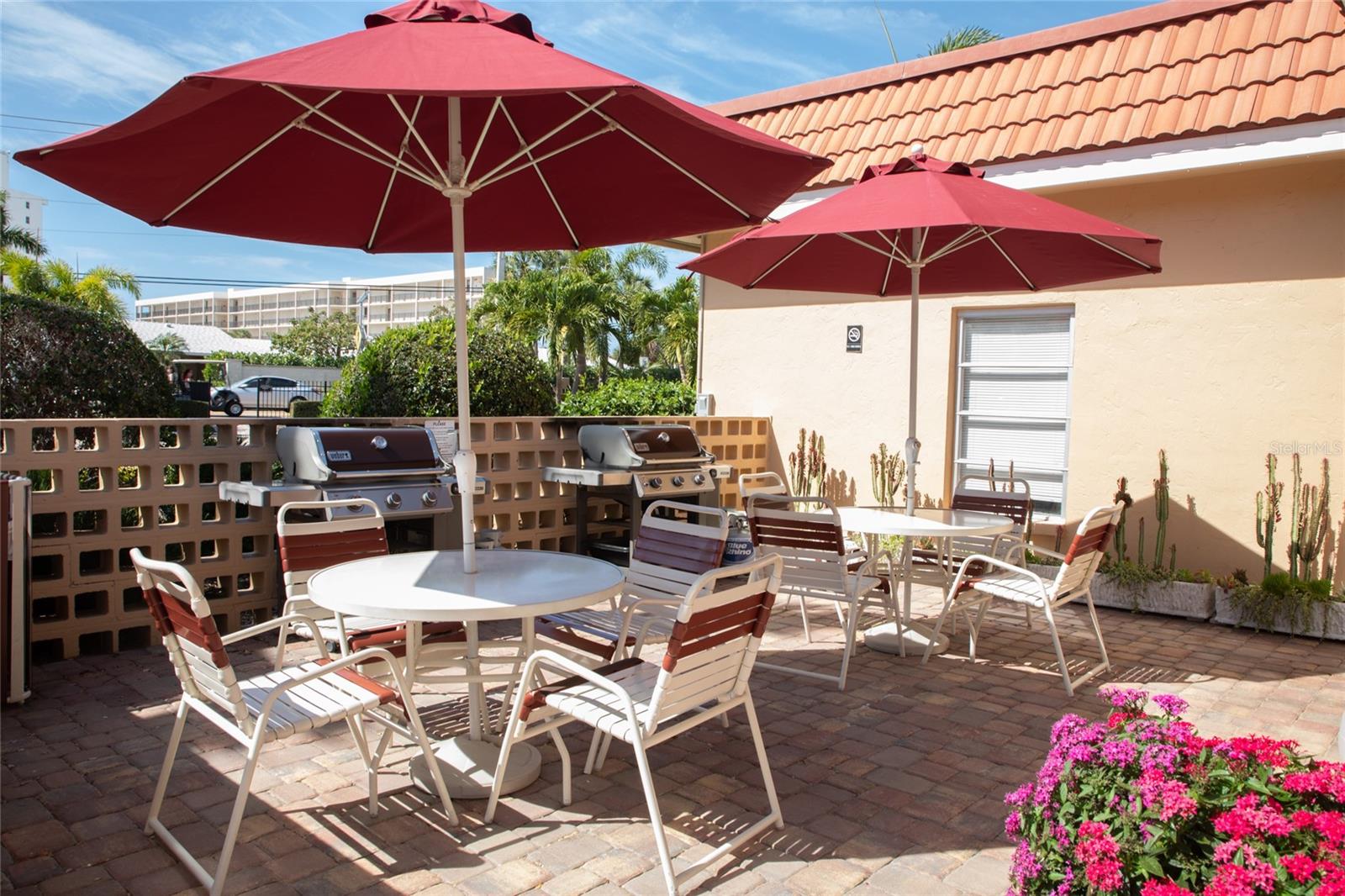 1250 N PORTOFINO DR #203, SARASOTA, FL, 34242
