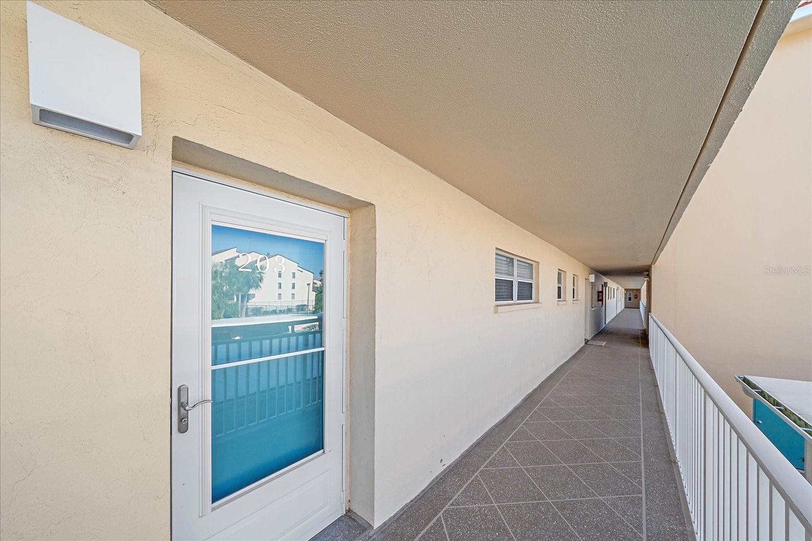 1250 N PORTOFINO DR #203, SARASOTA, FL, 34242