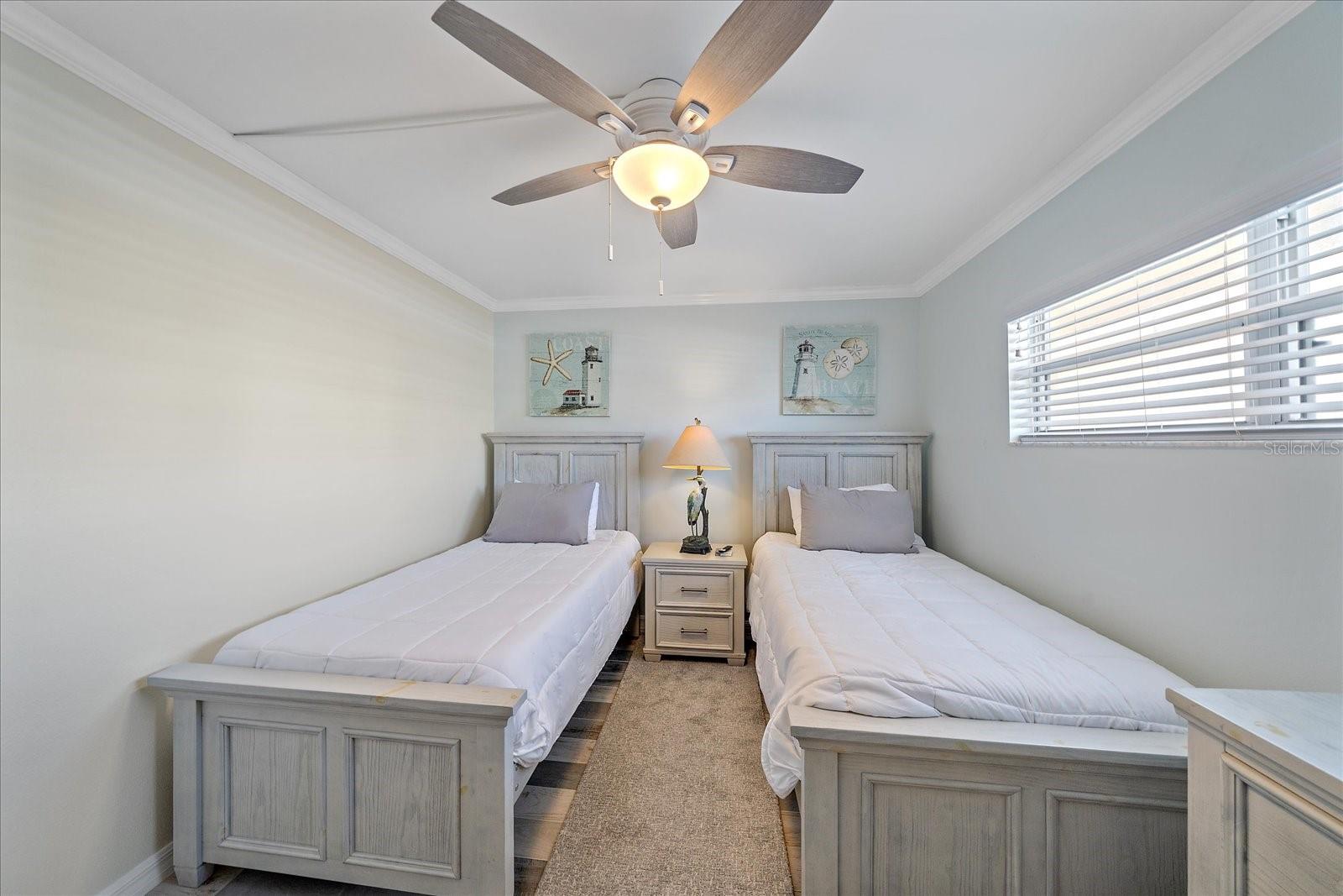 1250 N PORTOFINO DR #203, SARASOTA, FL, 34242