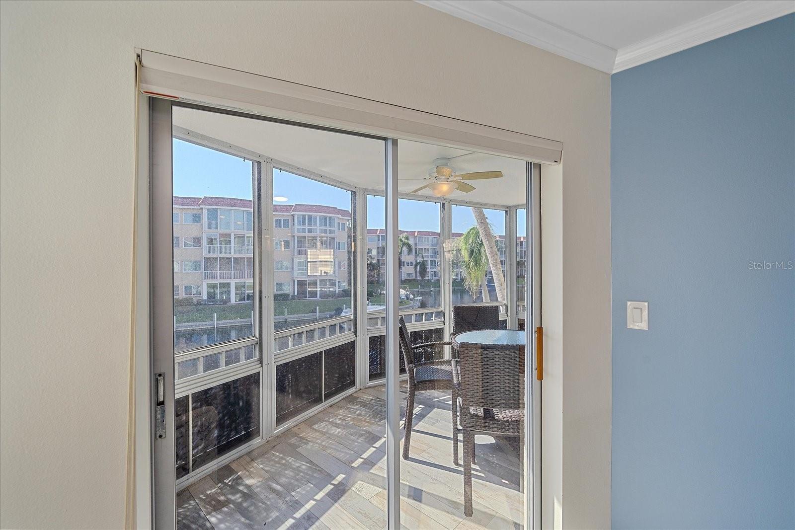 1250 N PORTOFINO DR #203, SARASOTA, FL, 34242