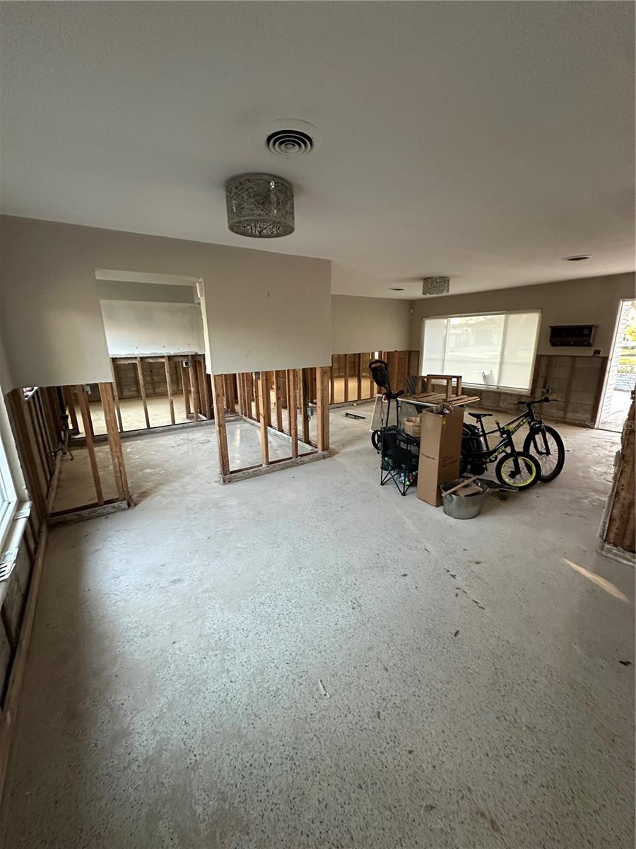 287 BELLEAIR DR NE, ST PETERSBURG, FL, 33704