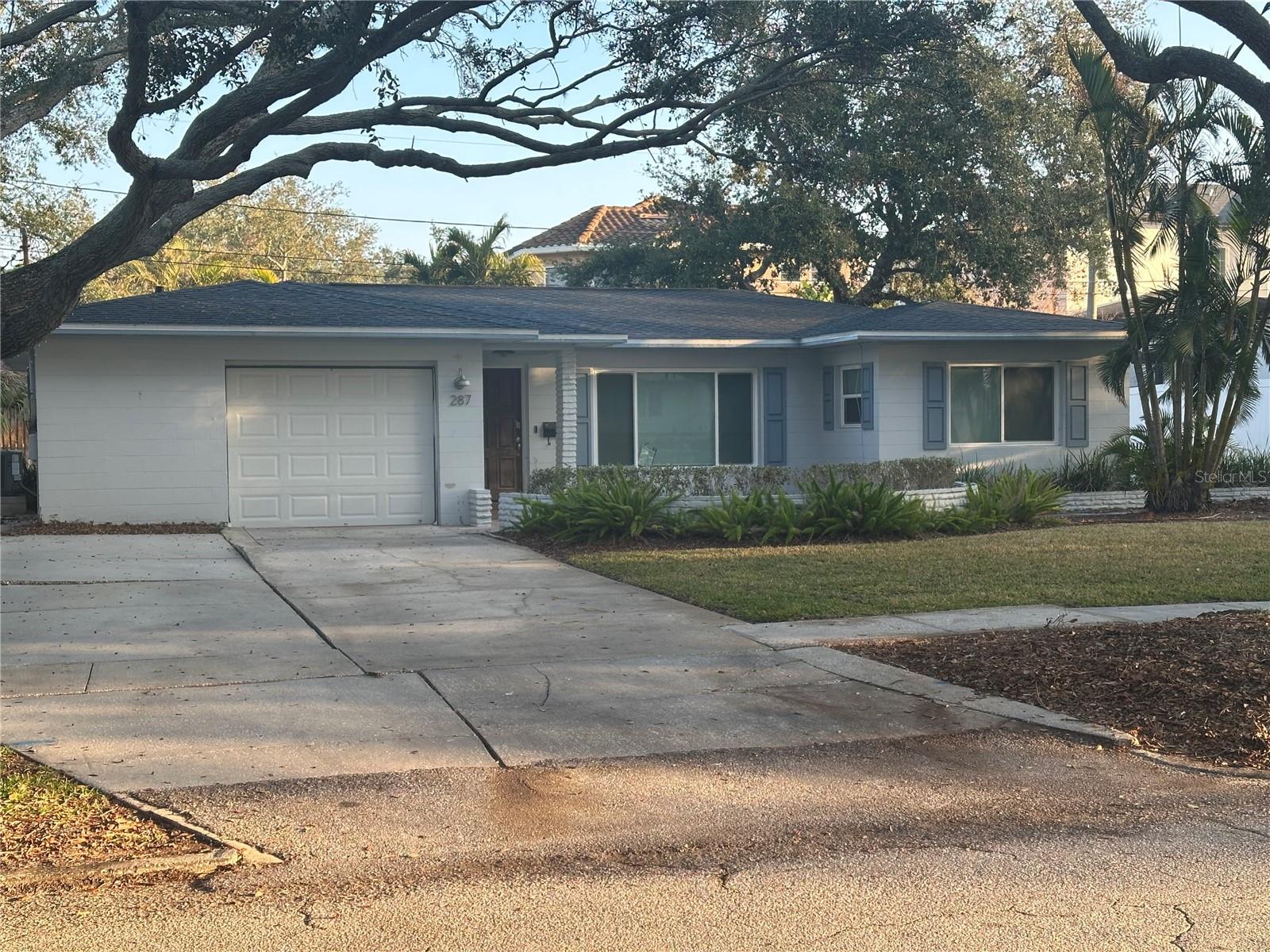 287 BELLEAIR DR NE, ST PETERSBURG, FL, 33704