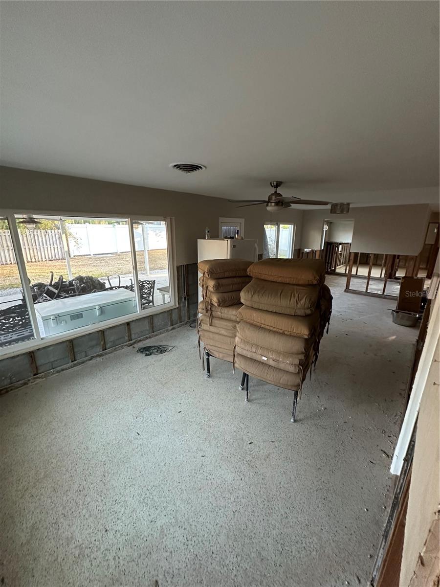 287 BELLEAIR DR NE, ST PETERSBURG, FL, 33704