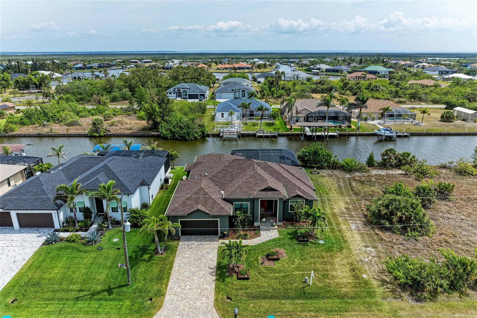 8304 ANTWERP CIR, PORT CHARLOTTE, FL, 33981