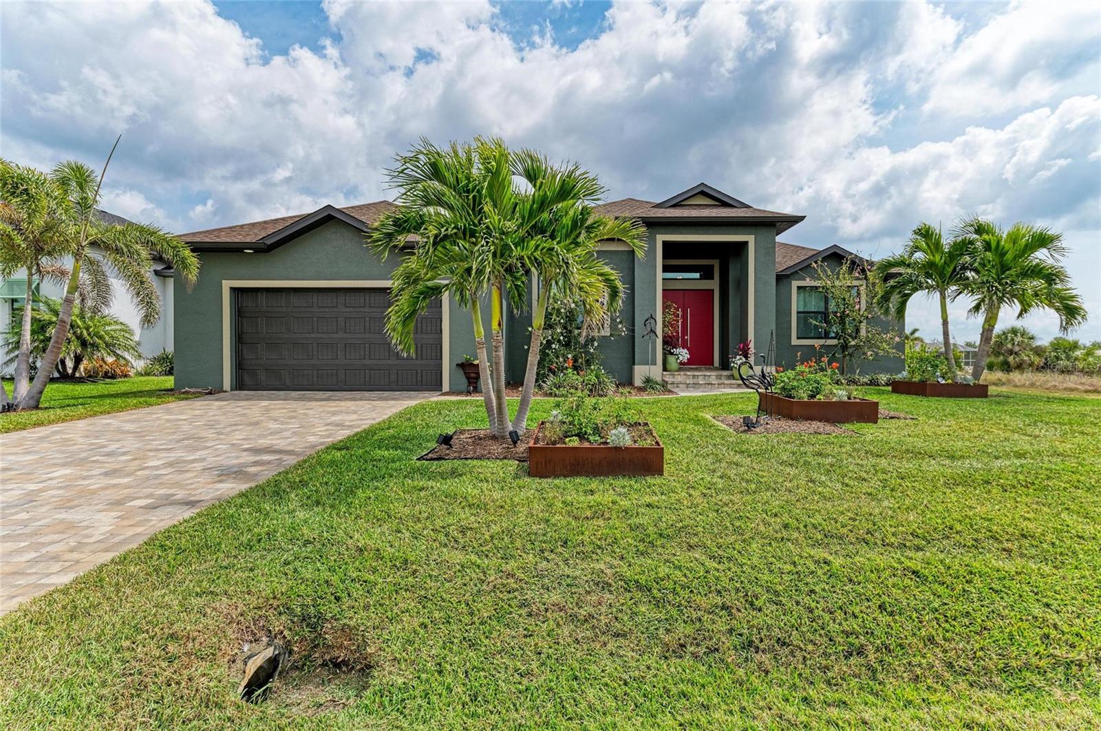 8304 ANTWERP CIR, PORT CHARLOTTE, FL, 33981
