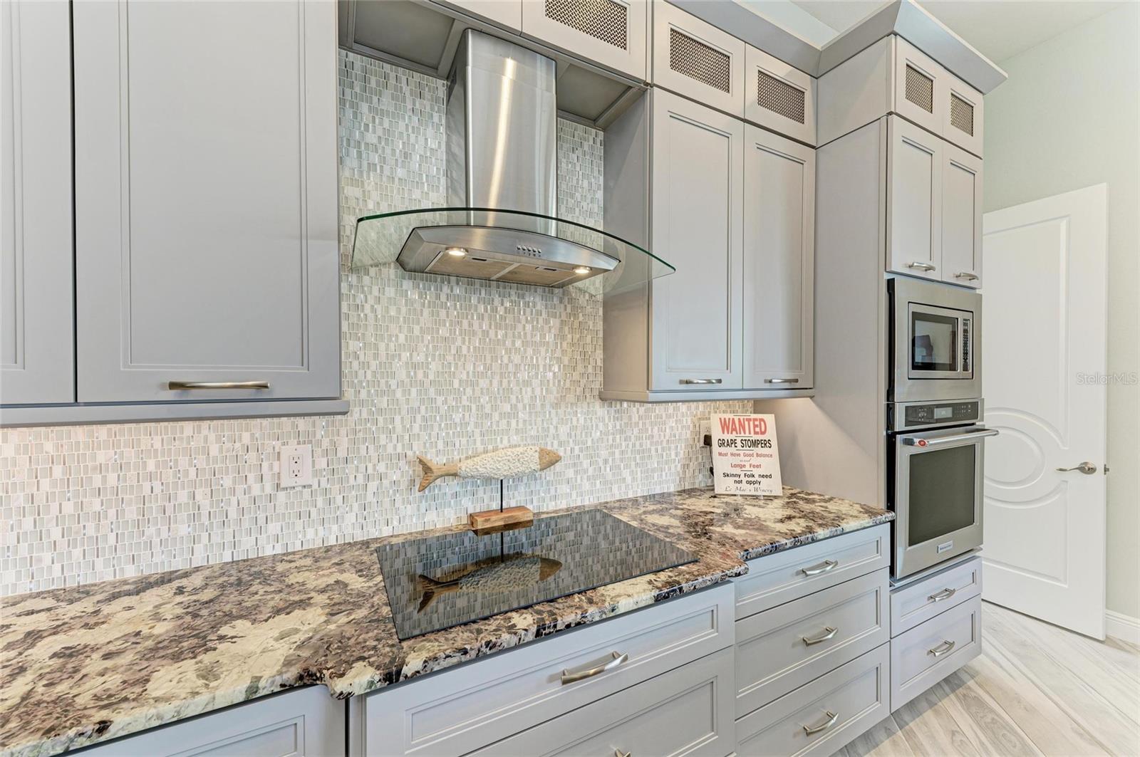 8304 ANTWERP CIR, PORT CHARLOTTE, FL, 33981