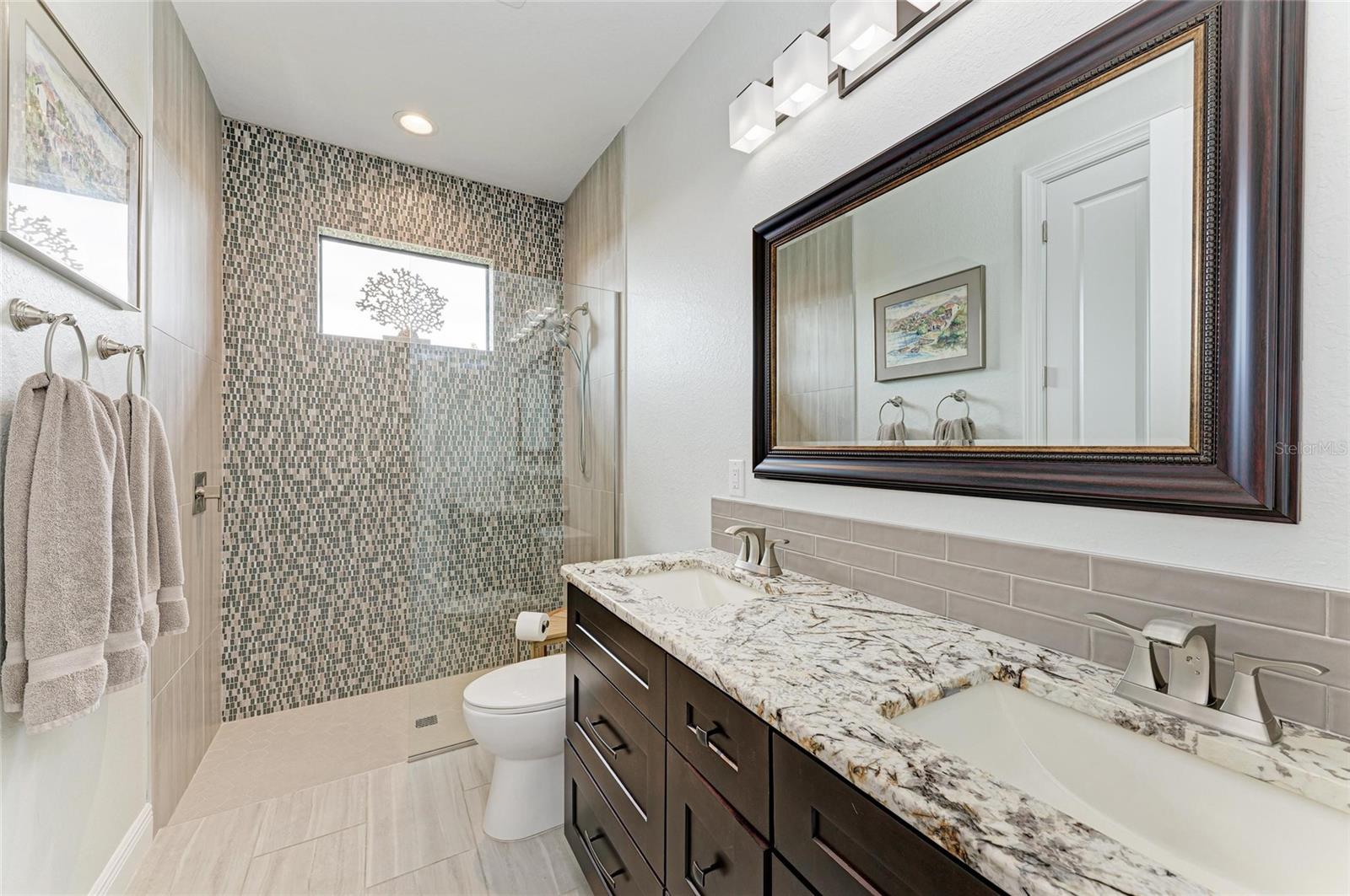 8304 ANTWERP CIR, PORT CHARLOTTE, FL, 33981