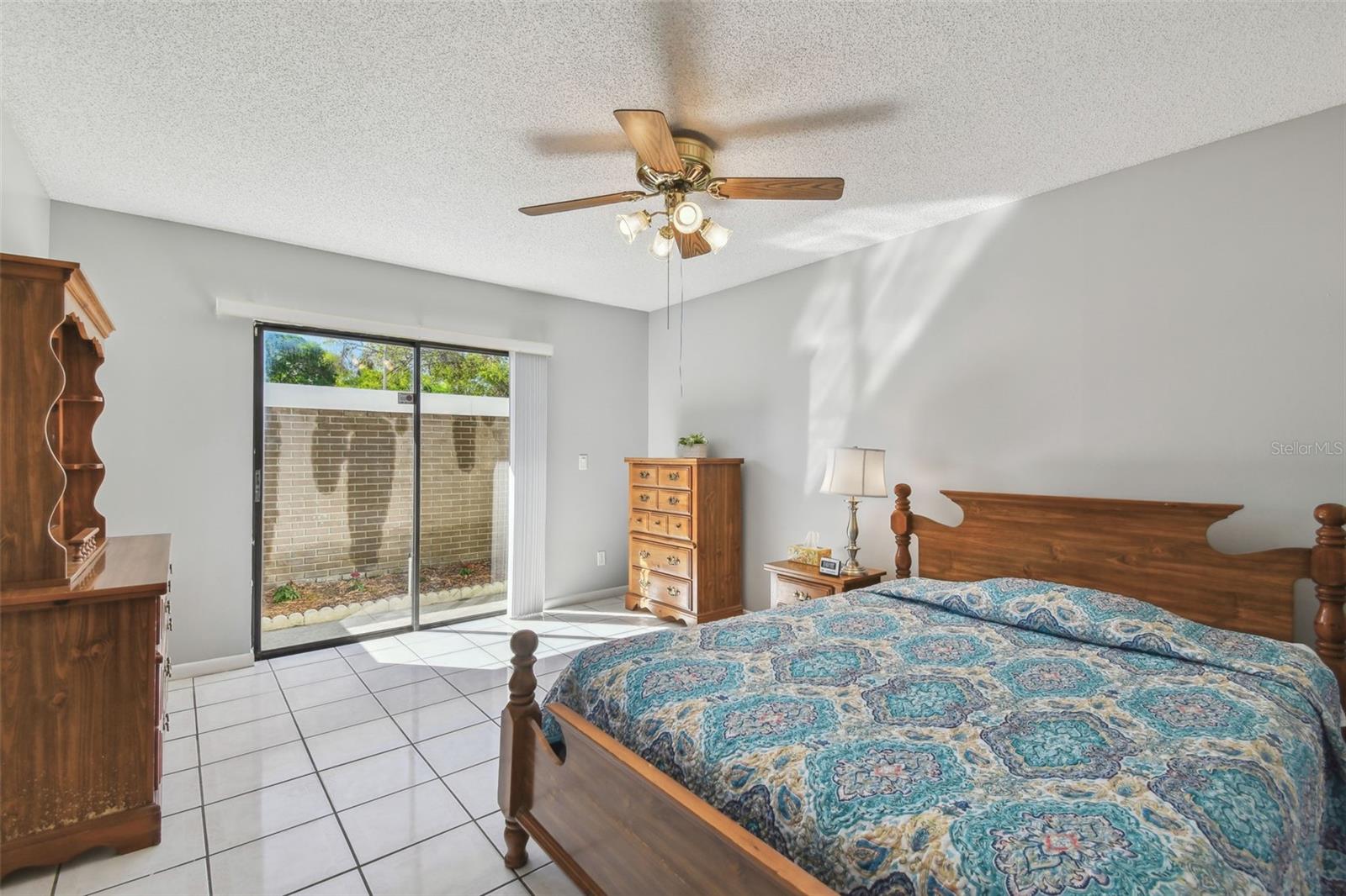 4015 MOUNTAIN SPRINGS LN, TAMPA, FL, 33624