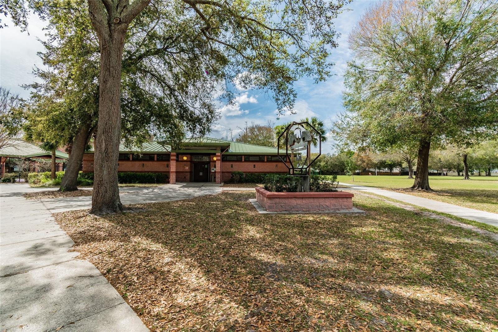 4015 MOUNTAIN SPRINGS LN, TAMPA, FL, 33624