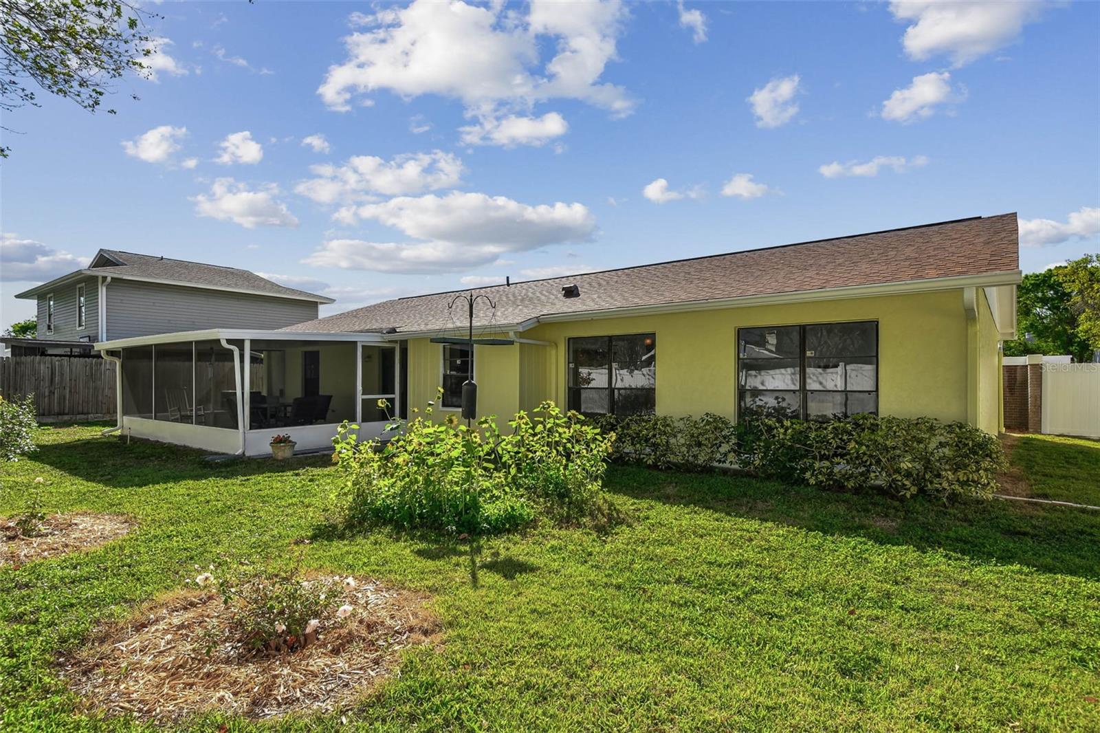 4015 MOUNTAIN SPRINGS LN, TAMPA, FL, 33624