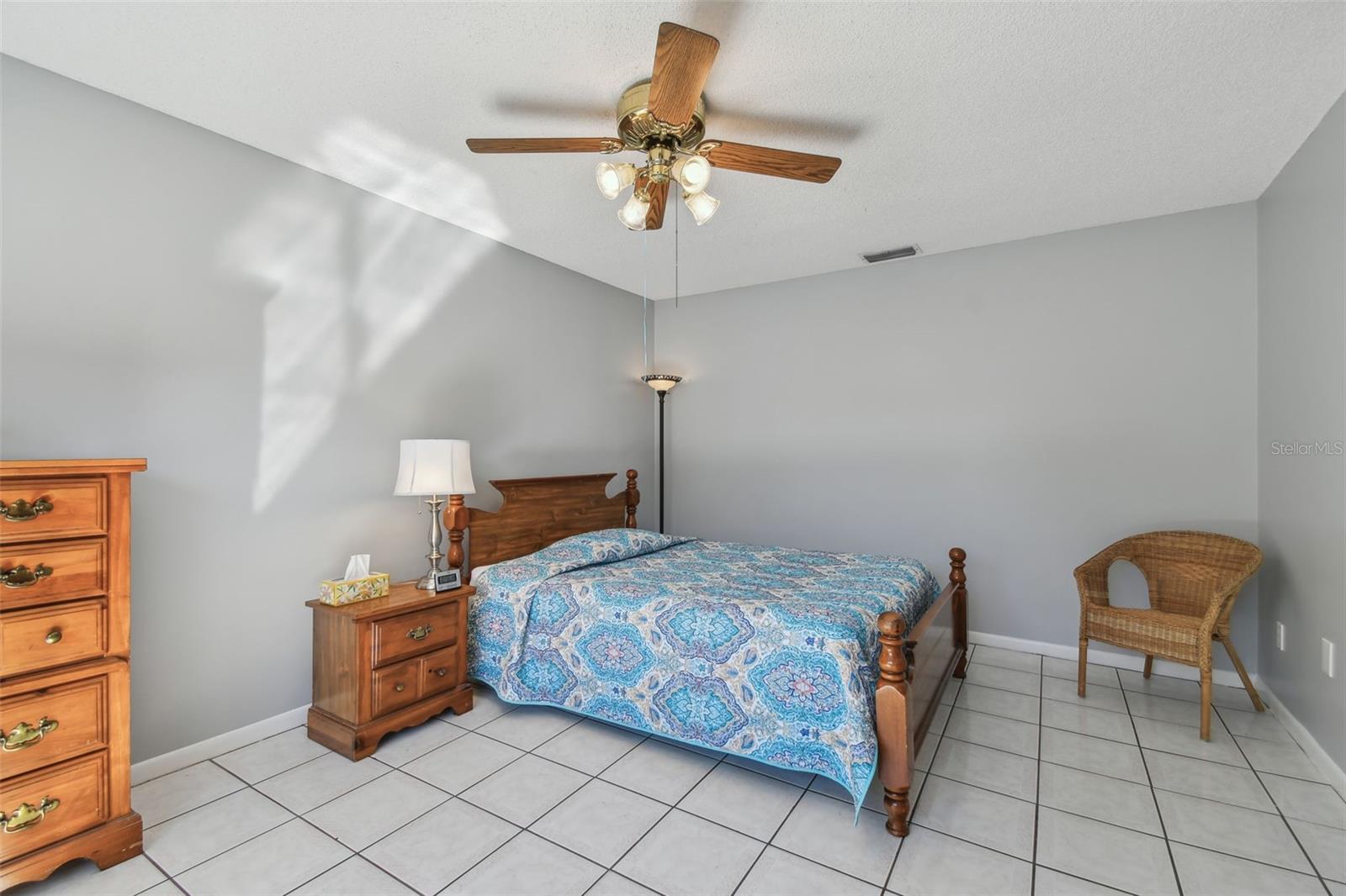 4015 MOUNTAIN SPRINGS LN, TAMPA, FL, 33624