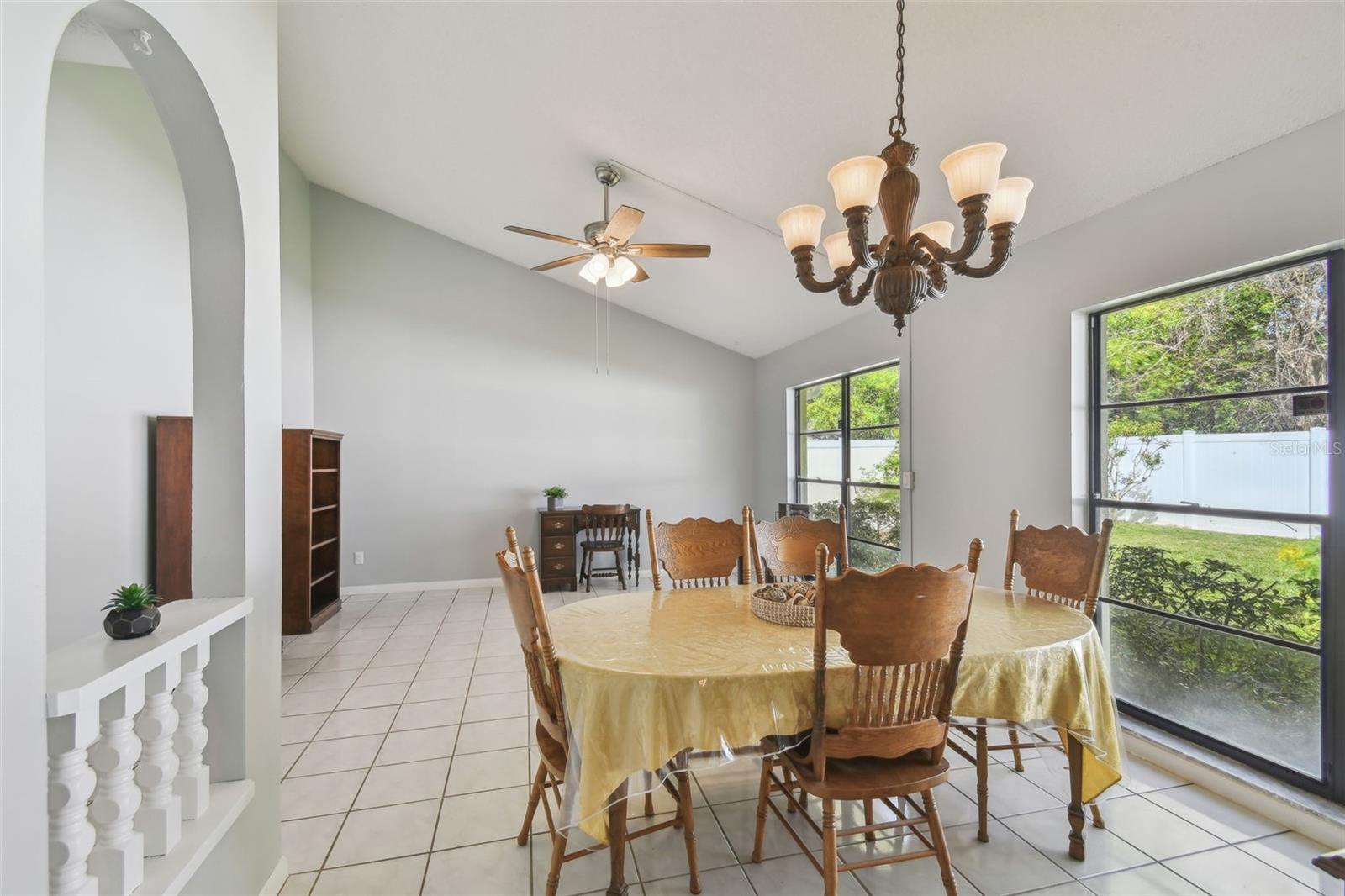 4015 MOUNTAIN SPRINGS LN, TAMPA, FL, 33624