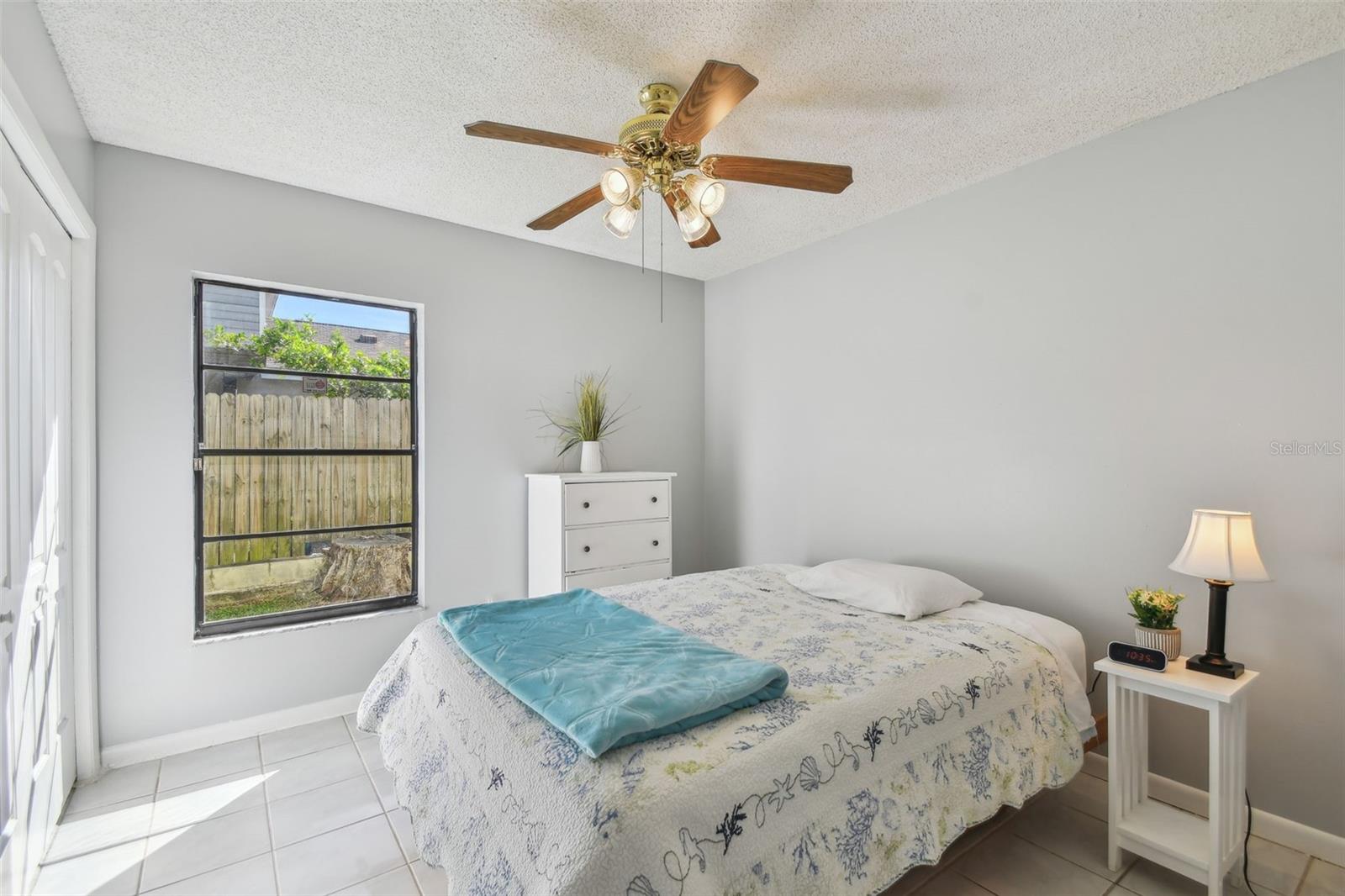 4015 MOUNTAIN SPRINGS LN, TAMPA, FL, 33624