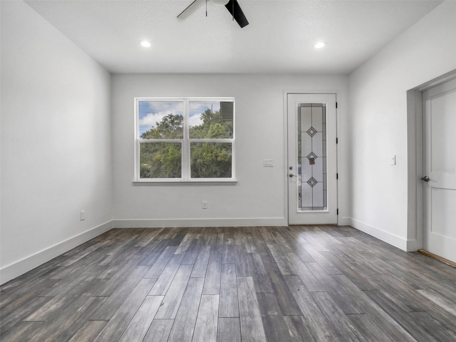 1320 N HIGHLAND ST, MOUNT DORA, FL, 32757
