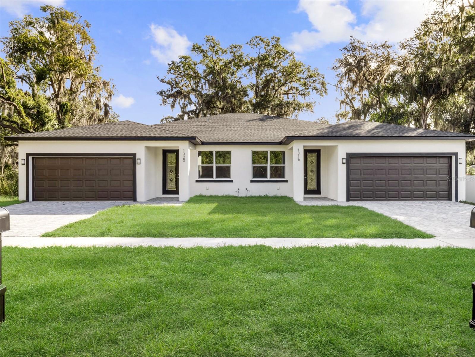 1320 N HIGHLAND ST, MOUNT DORA, FL, 32757