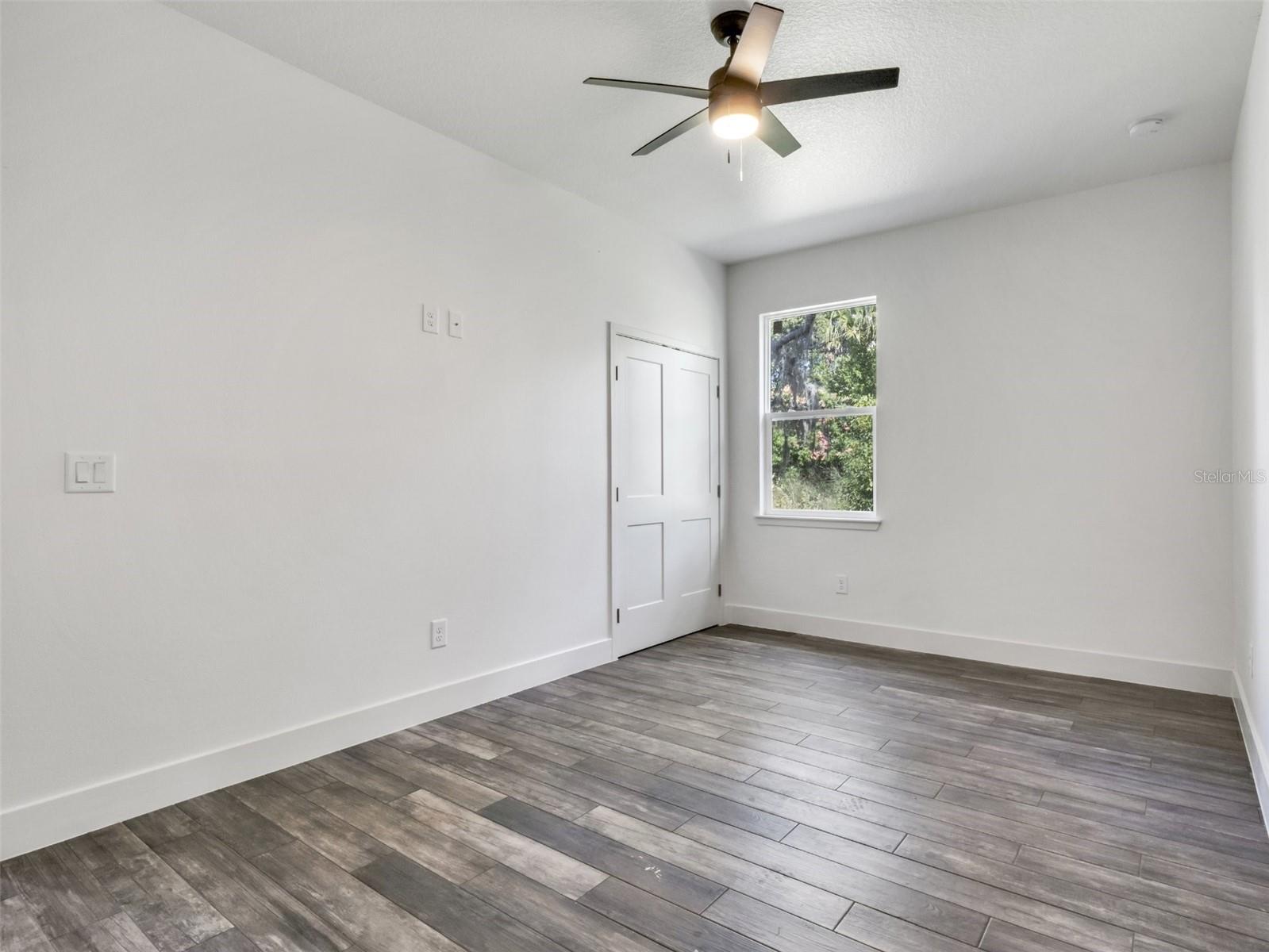 1320 N HIGHLAND ST, MOUNT DORA, FL, 32757