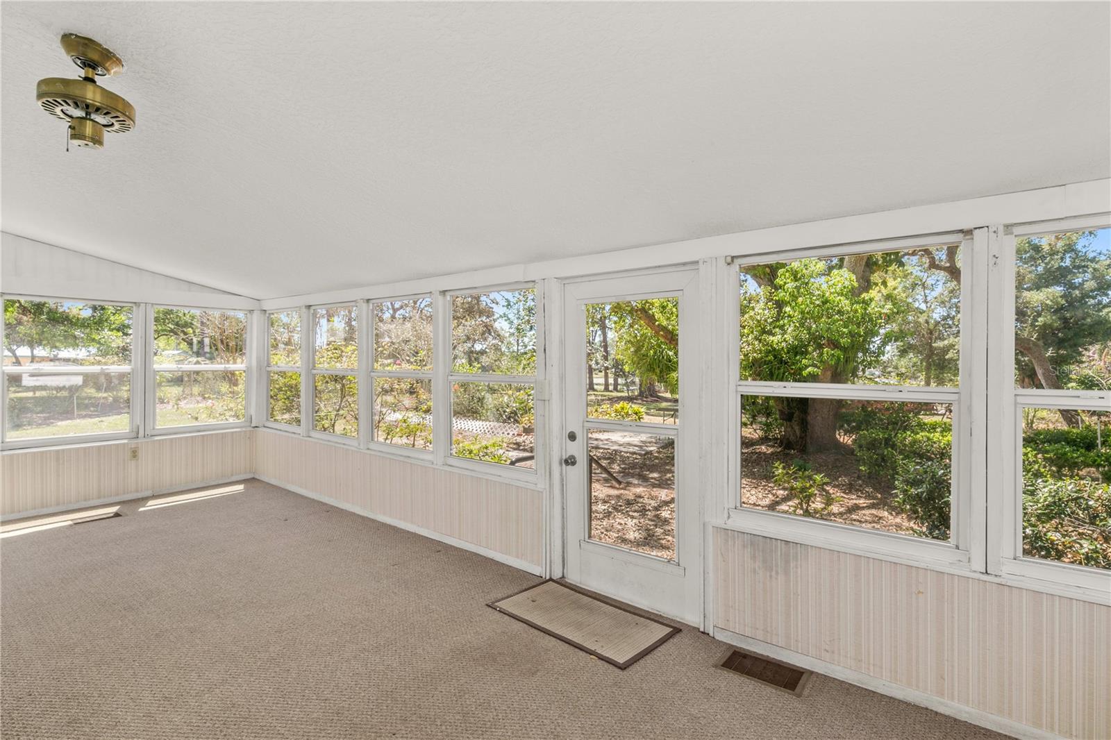 17108 PINE RIDGE DR, UMATILLA, FL, 32784