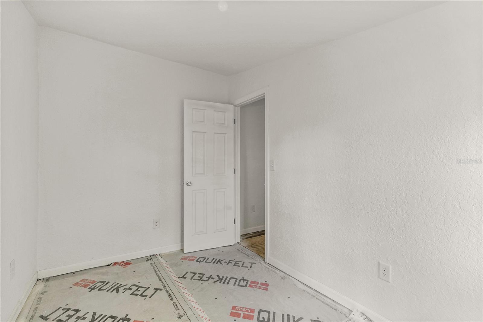 17108 PINE RIDGE DR, UMATILLA, FL, 32784