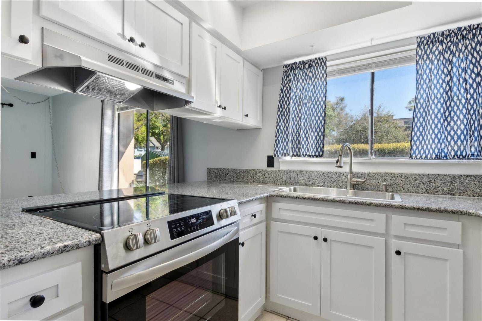 240 ORIENTA POINT ST #240, ALTAMONTE SPRINGS, FL, 32701