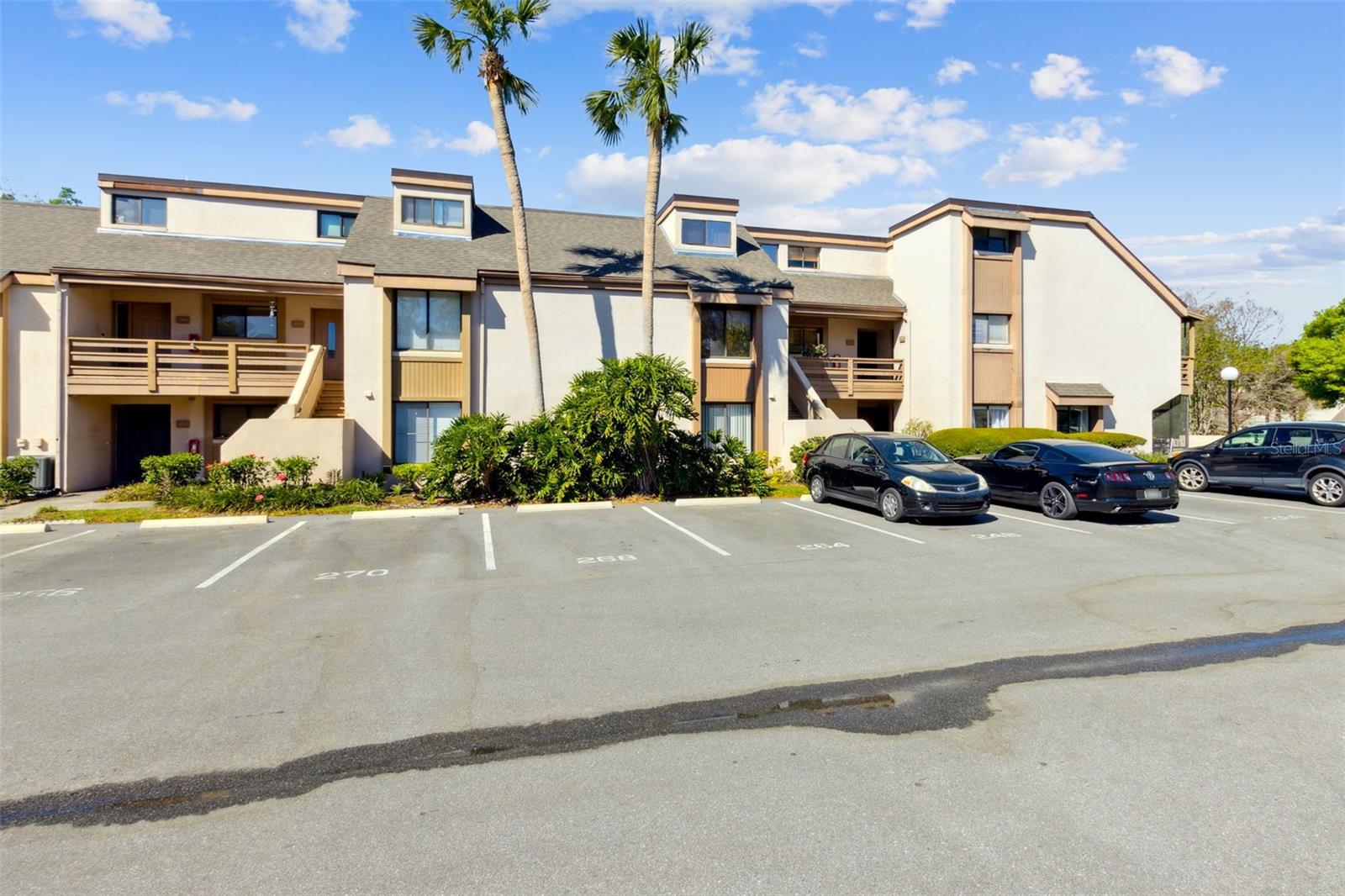 240 ORIENTA POINT ST #240, ALTAMONTE SPRINGS, FL, 32701