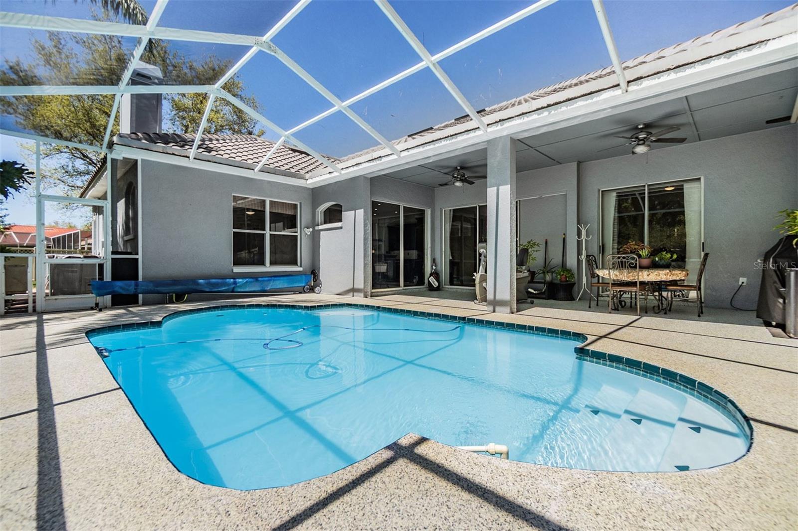 9302 DEER CREEK DR, TAMPA, FL, 33647