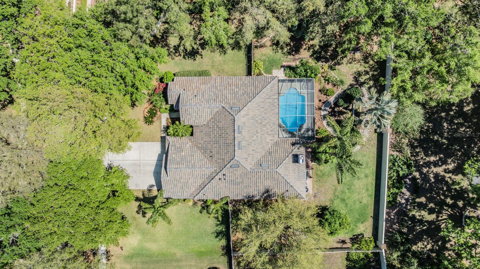 9302 DEER CREEK DR, TAMPA, FL, 33647