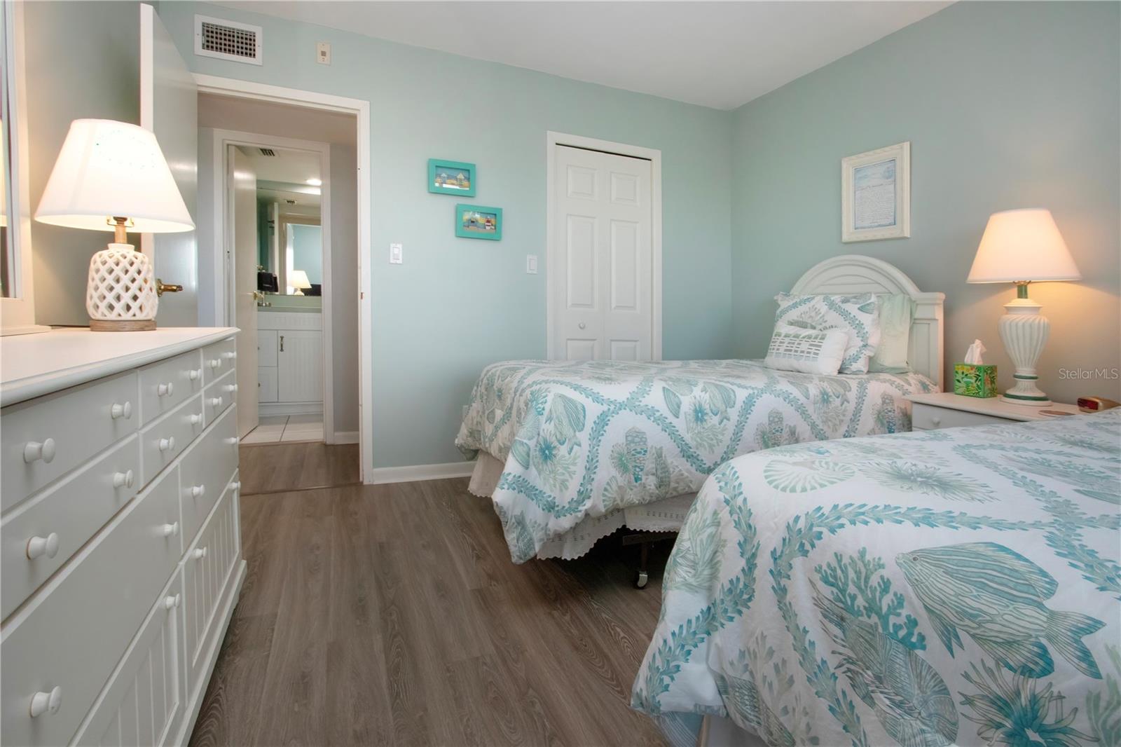 1080 PEPPERTREE LN W #602, SARASOTA, FL, 34242