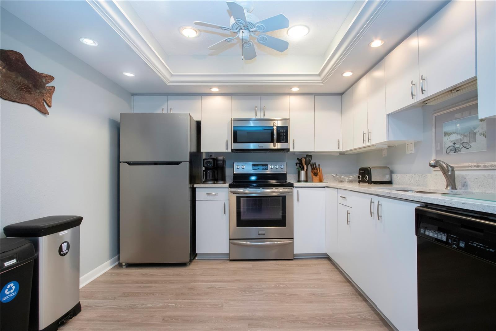 1080 PEPPERTREE LN W #602, SARASOTA, FL, 34242