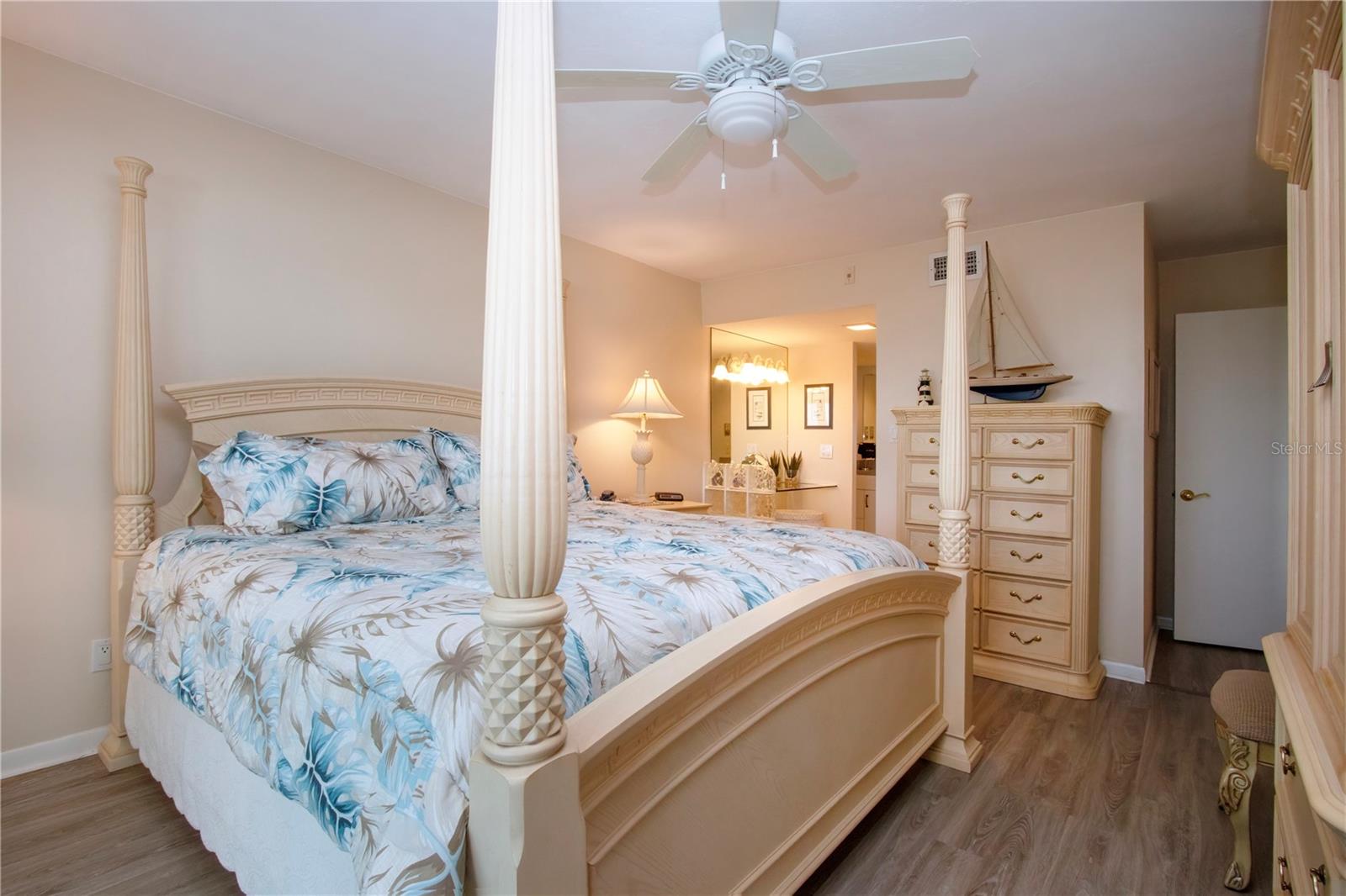 1080 PEPPERTREE LN W #602, SARASOTA, FL, 34242