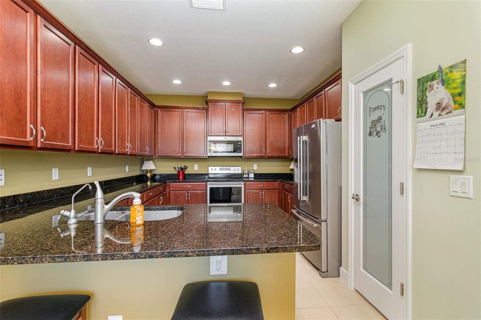 689 CHIPPER DR, SUN CITY CENTER, FL, 33573