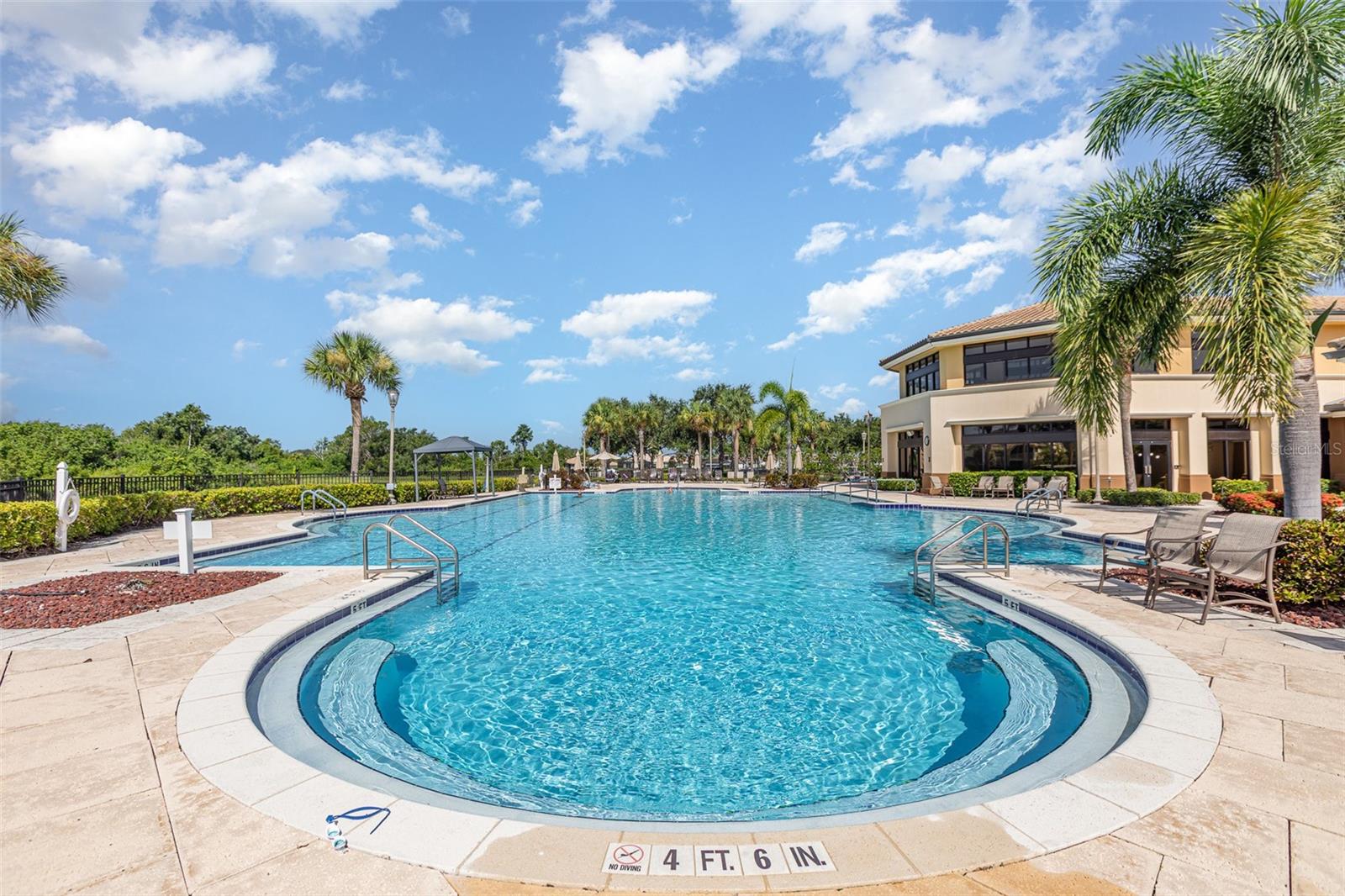 689 CHIPPER DR, SUN CITY CENTER, FL, 33573