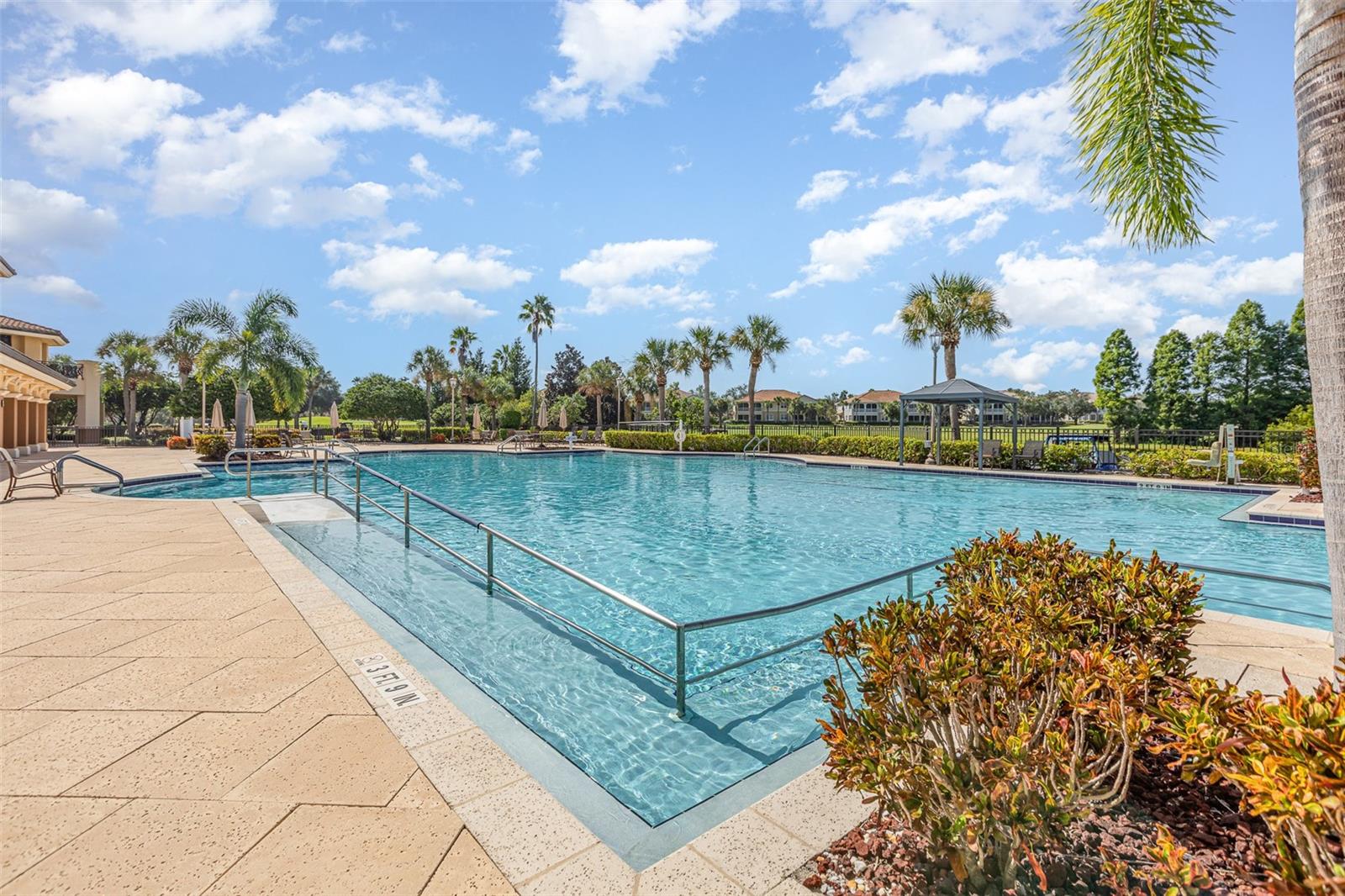 689 CHIPPER DR, SUN CITY CENTER, FL, 33573