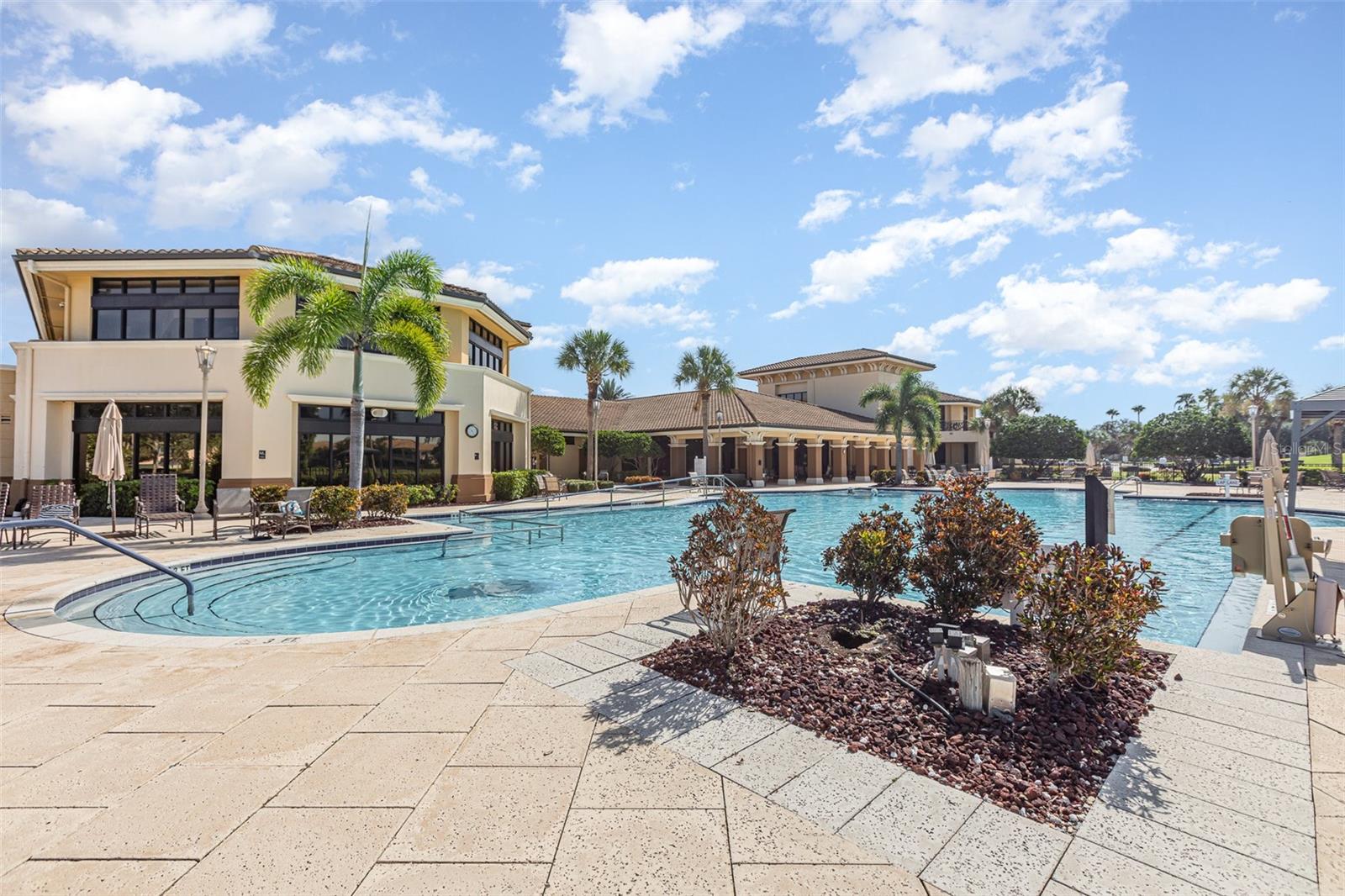 689 CHIPPER DR, SUN CITY CENTER, FL, 33573