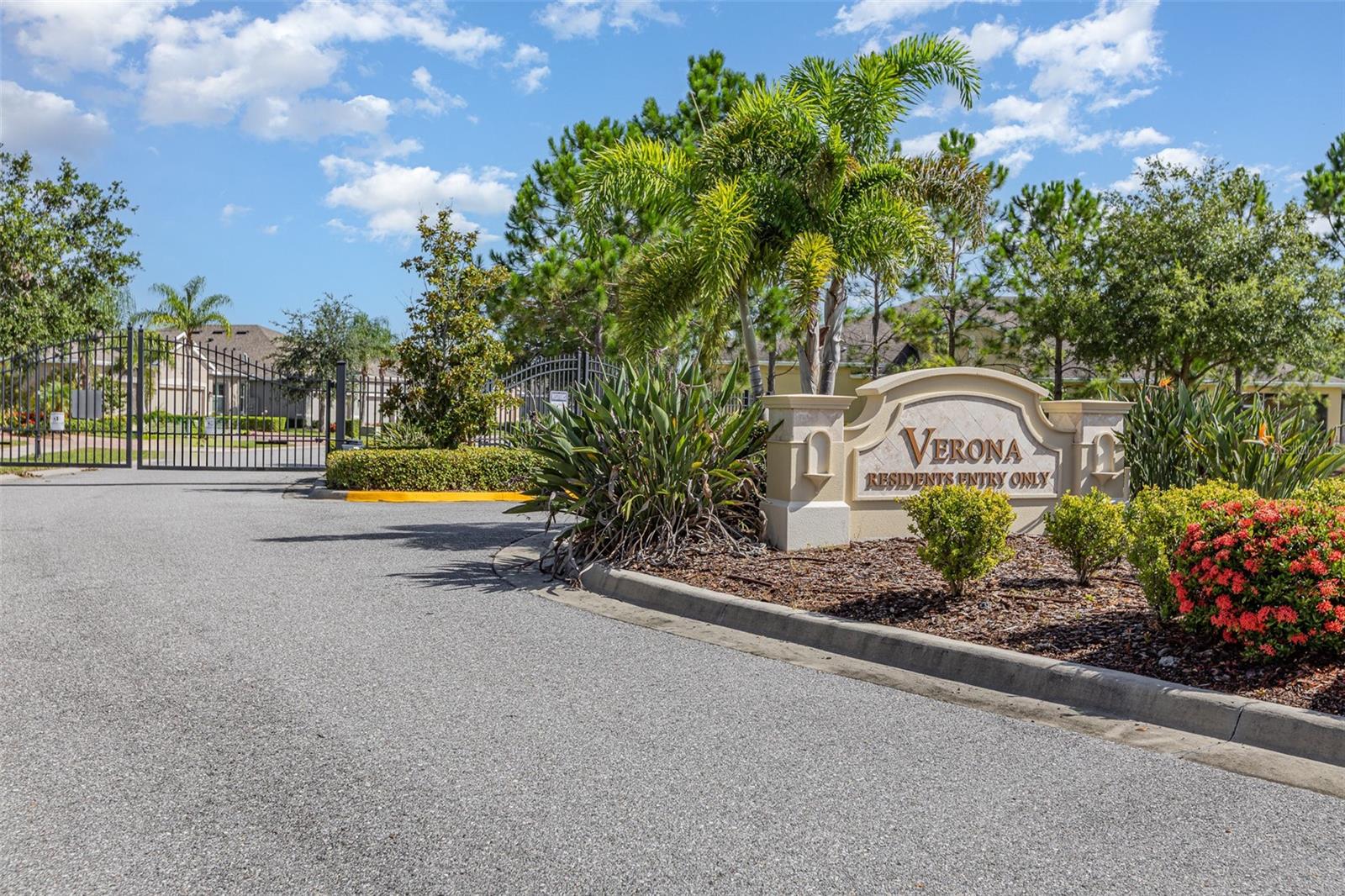689 CHIPPER DR, SUN CITY CENTER, FL, 33573