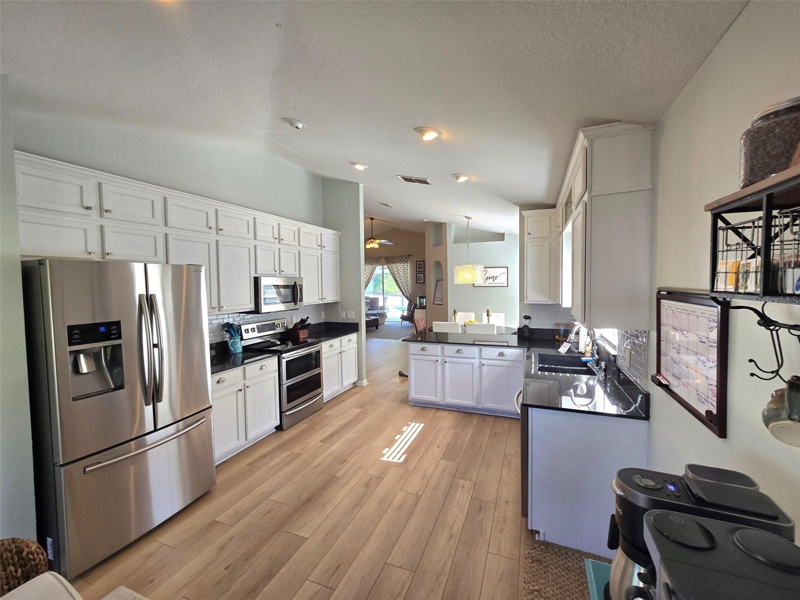 31150 HARTHORN CT, WESLEY CHAPEL, FL, 33543