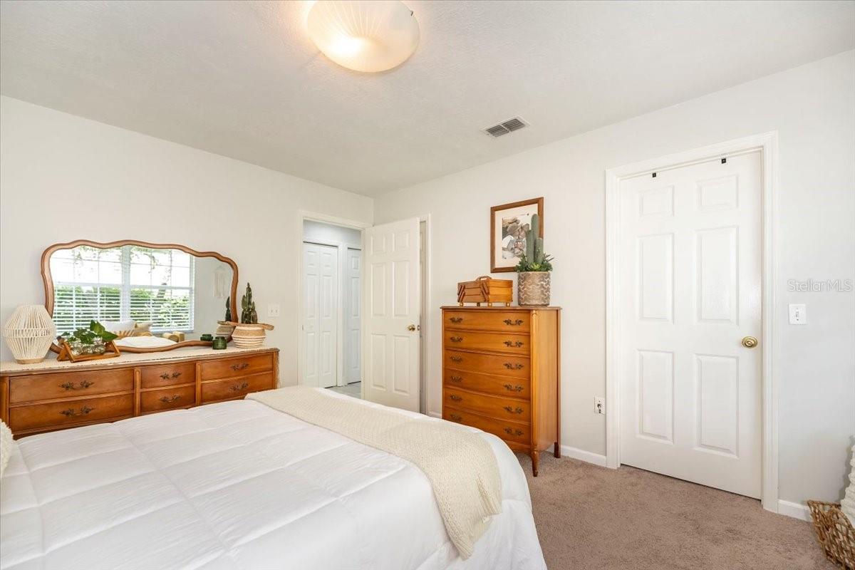 3071 SHOAL CREEK VILLAGE DR, LAKELAND, FL, 33803