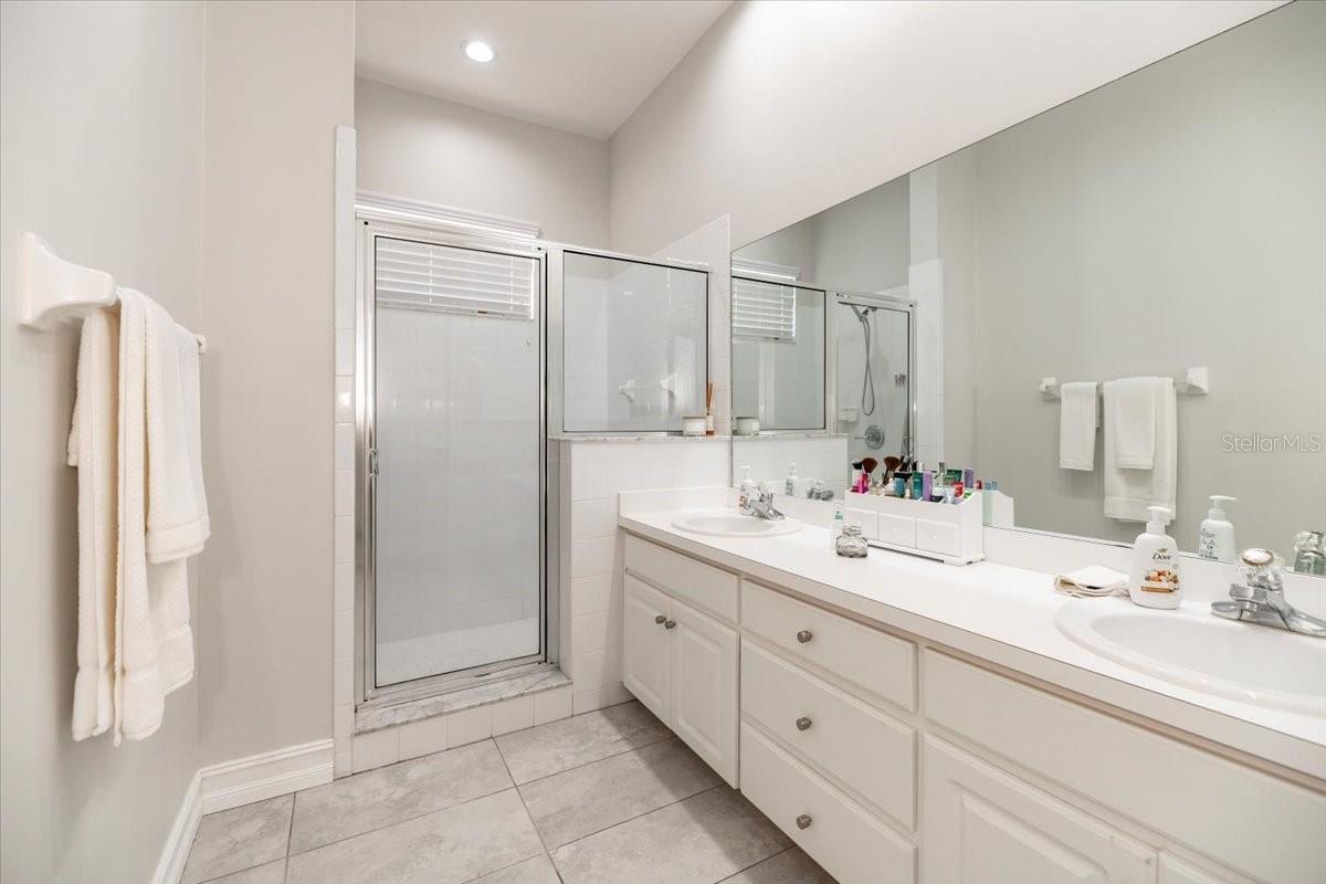 3071 SHOAL CREEK VILLAGE DR, LAKELAND, FL, 33803