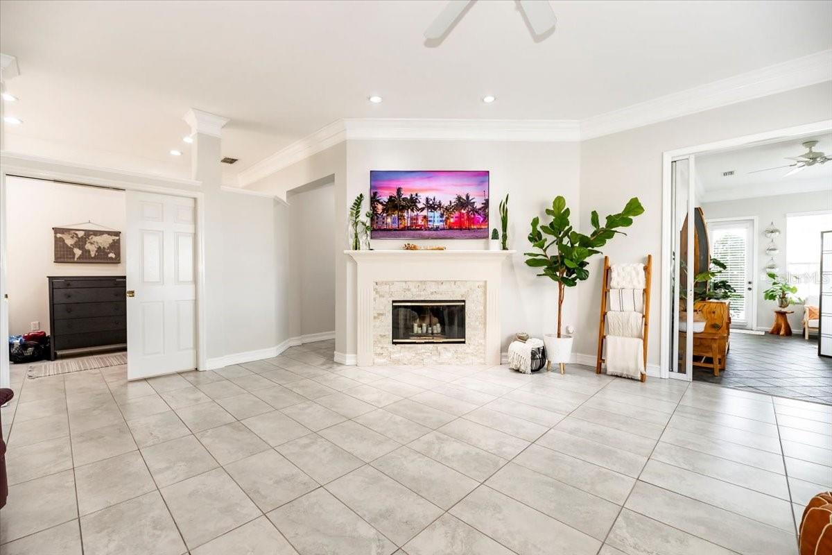 3071 SHOAL CREEK VILLAGE DR, LAKELAND, FL, 33803