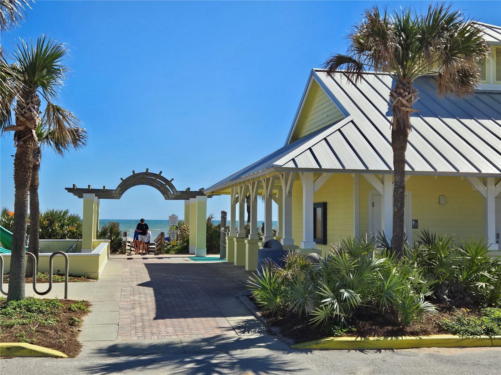 37 RIVER SHORE DR, ORMOND BEACH, FL, 32176