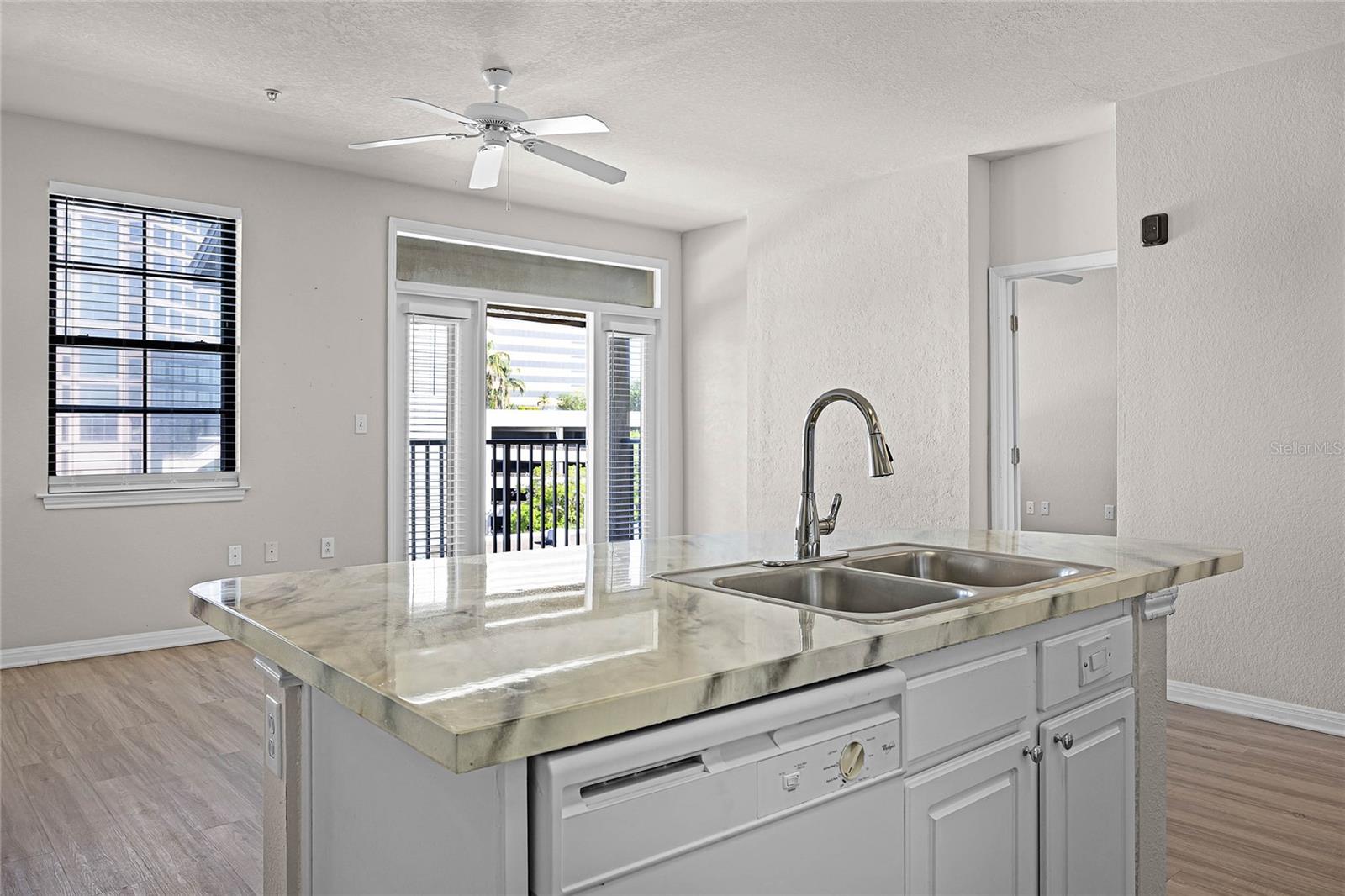 911 N ORANGE AVE #550, ORLANDO, FL, 32801
