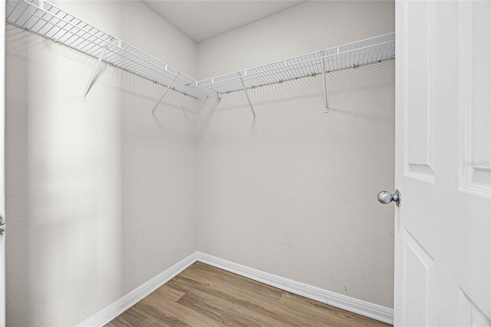 911 N ORANGE AVE #550, ORLANDO, FL, 32801