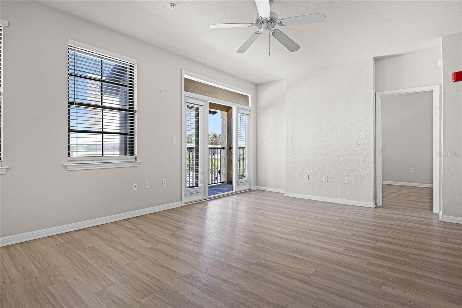 911 N ORANGE AVE #550, ORLANDO, FL, 32801