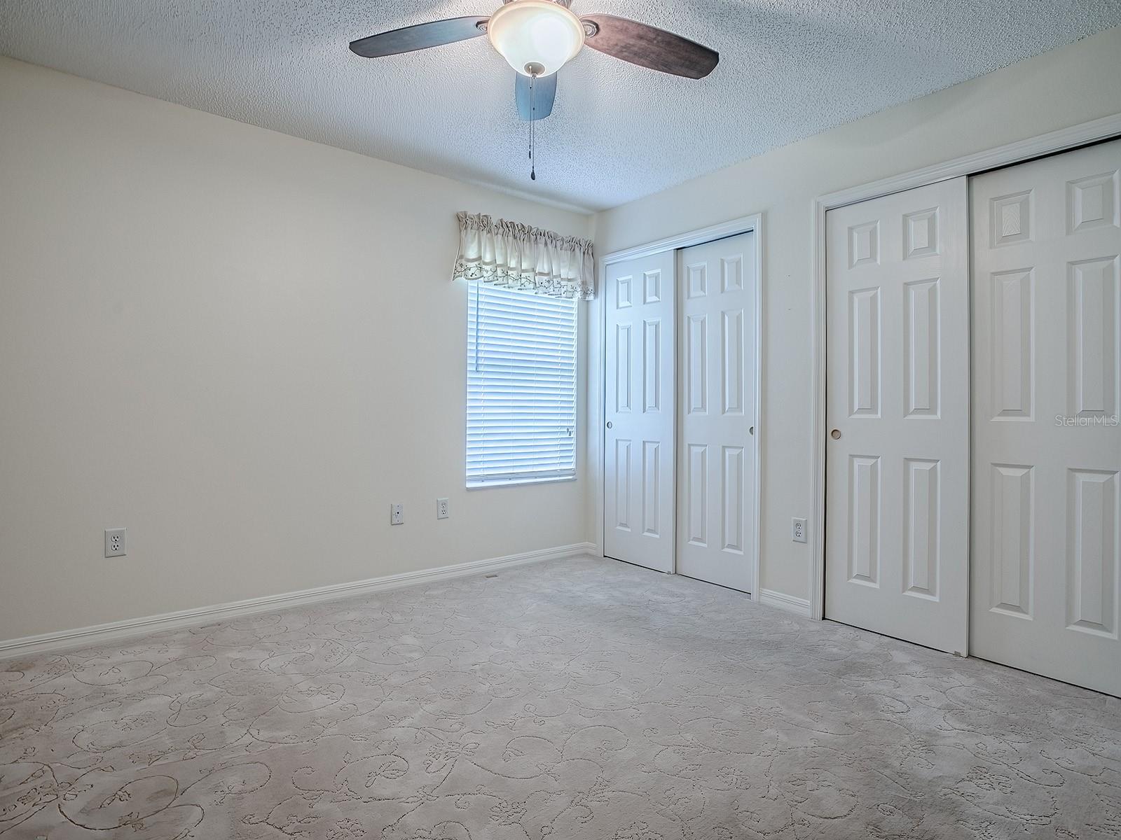 701 COTTAGE PARK LN, LEESBURG, FL, 34748