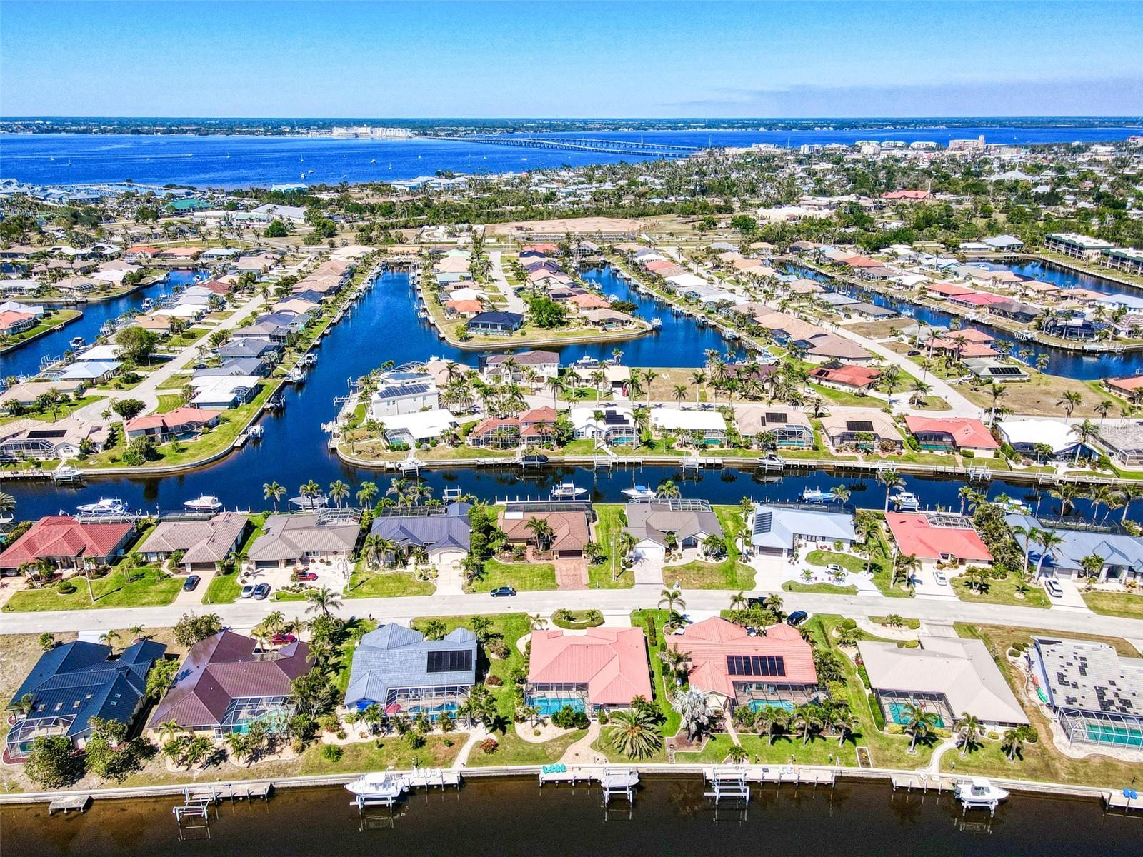 815 VIA FORMIA, PUNTA GORDA, FL, 33950