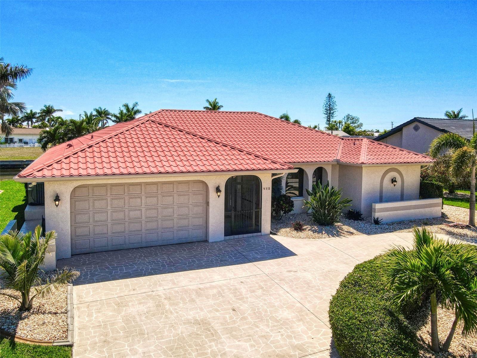 815 VIA FORMIA, PUNTA GORDA, FL, 33950
